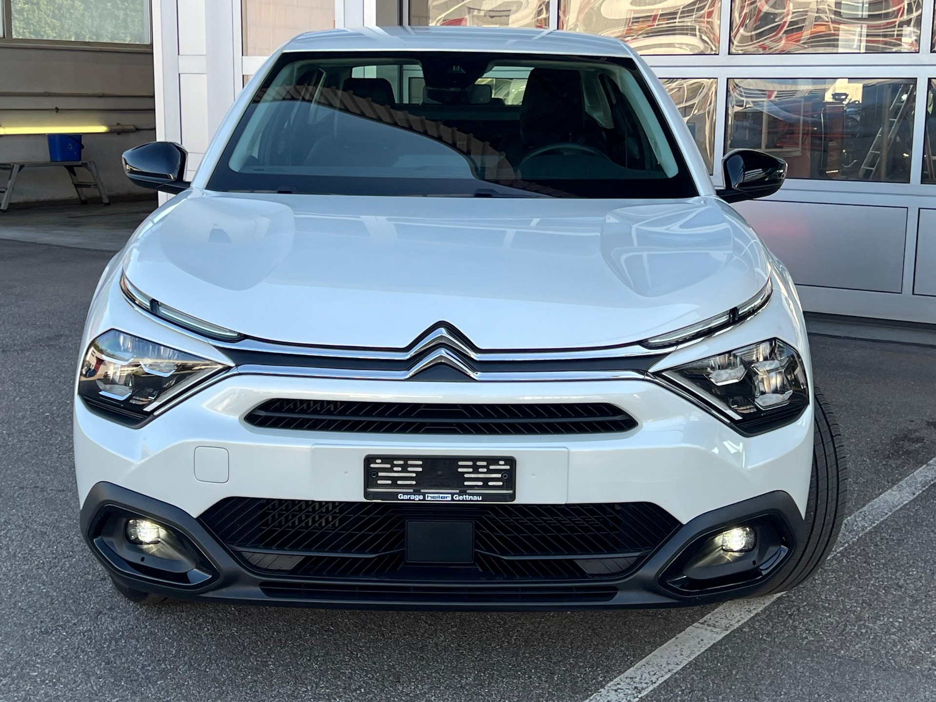 CITROEN C4 X 1.2 PureTech Swiss Edition-image-1