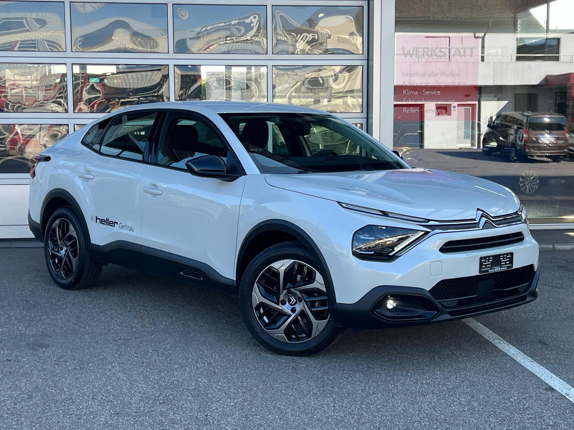 CITROEN C4 X 1.2 PureTech Swiss Edition-image-0
