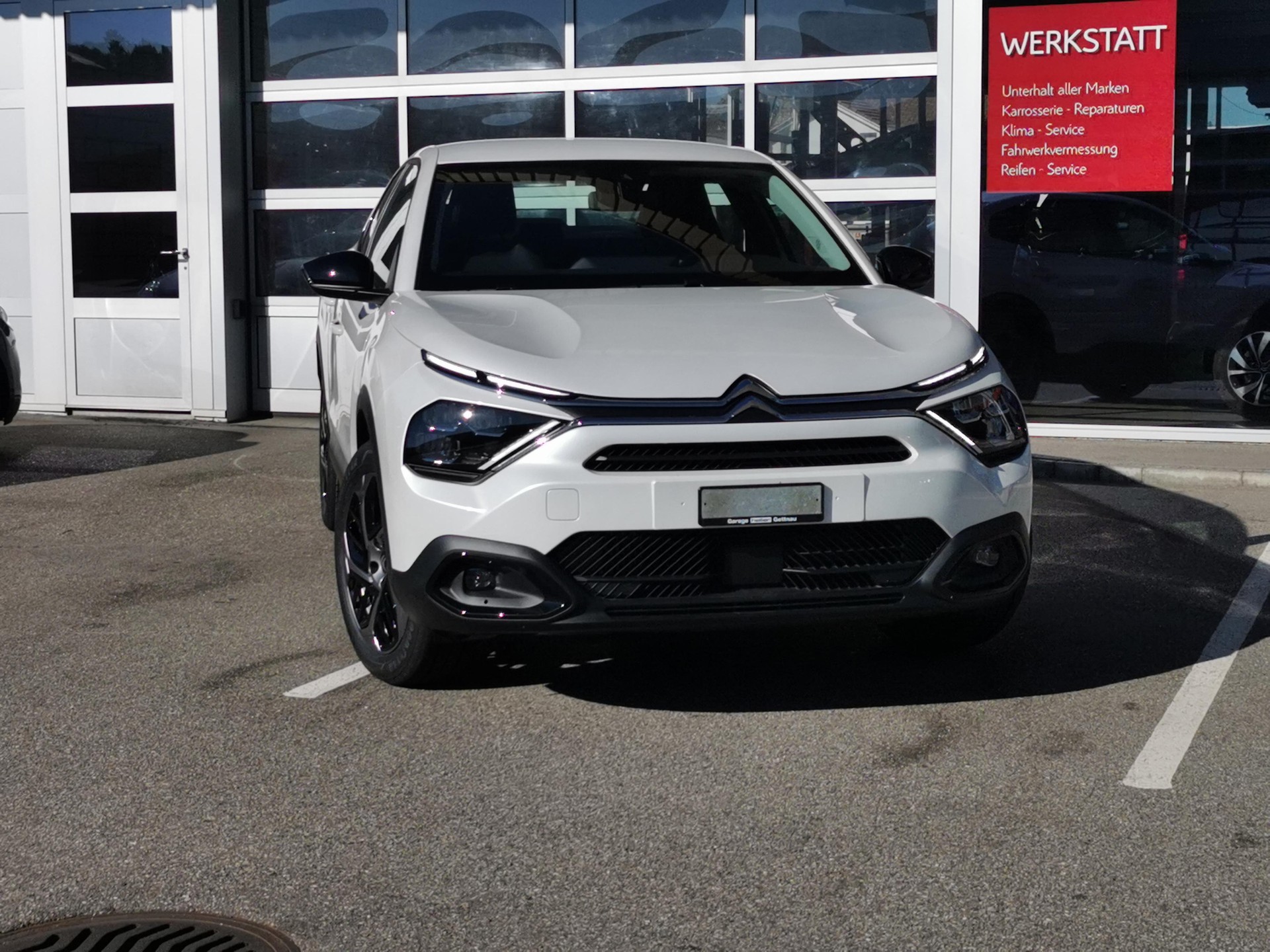 CITROEN C4 X 1.2 PureTech Swiss Edition-showroom-element-2