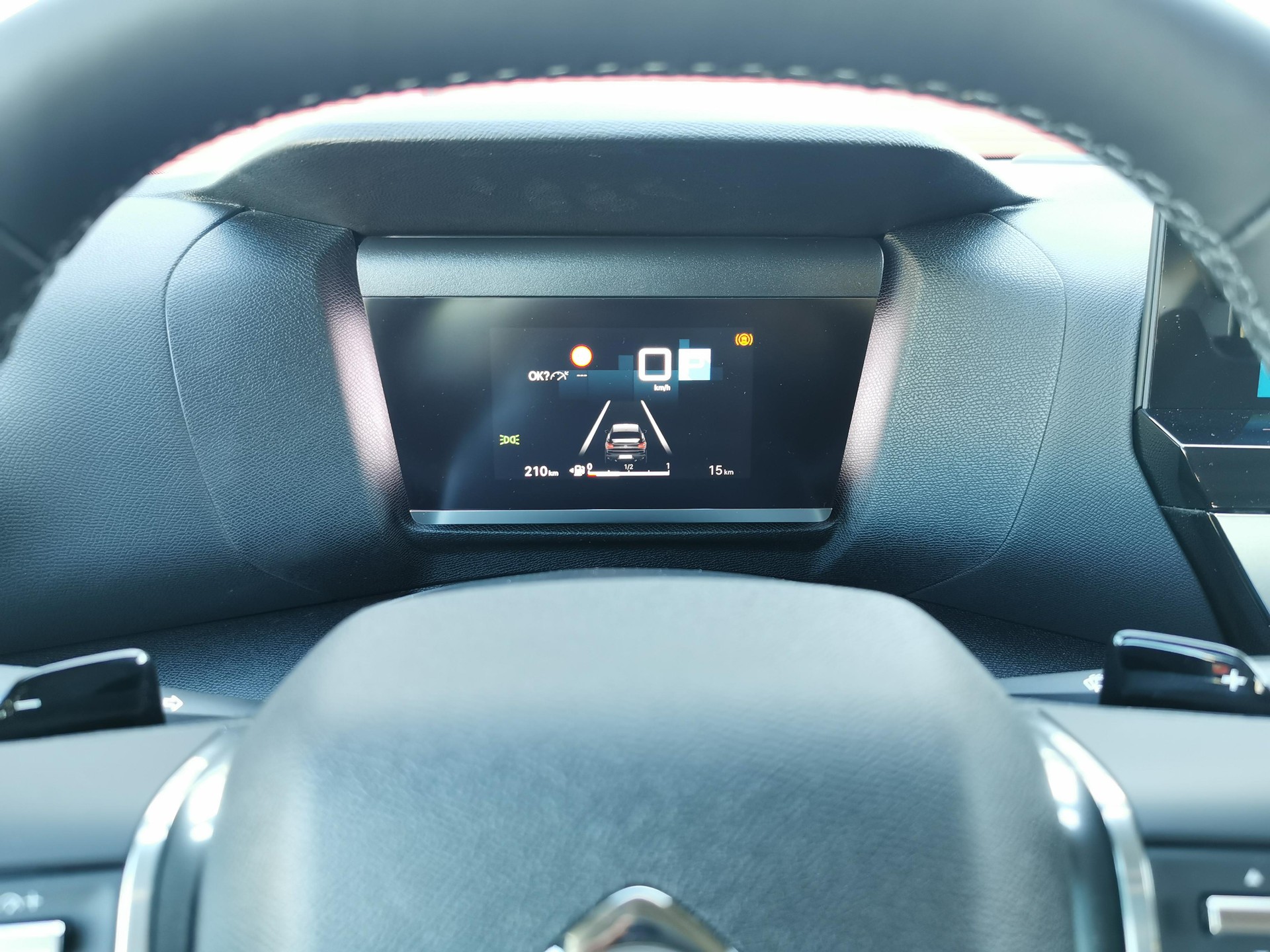 CITROEN C4 X 1.2 PureTech Swiss Edition-image-14