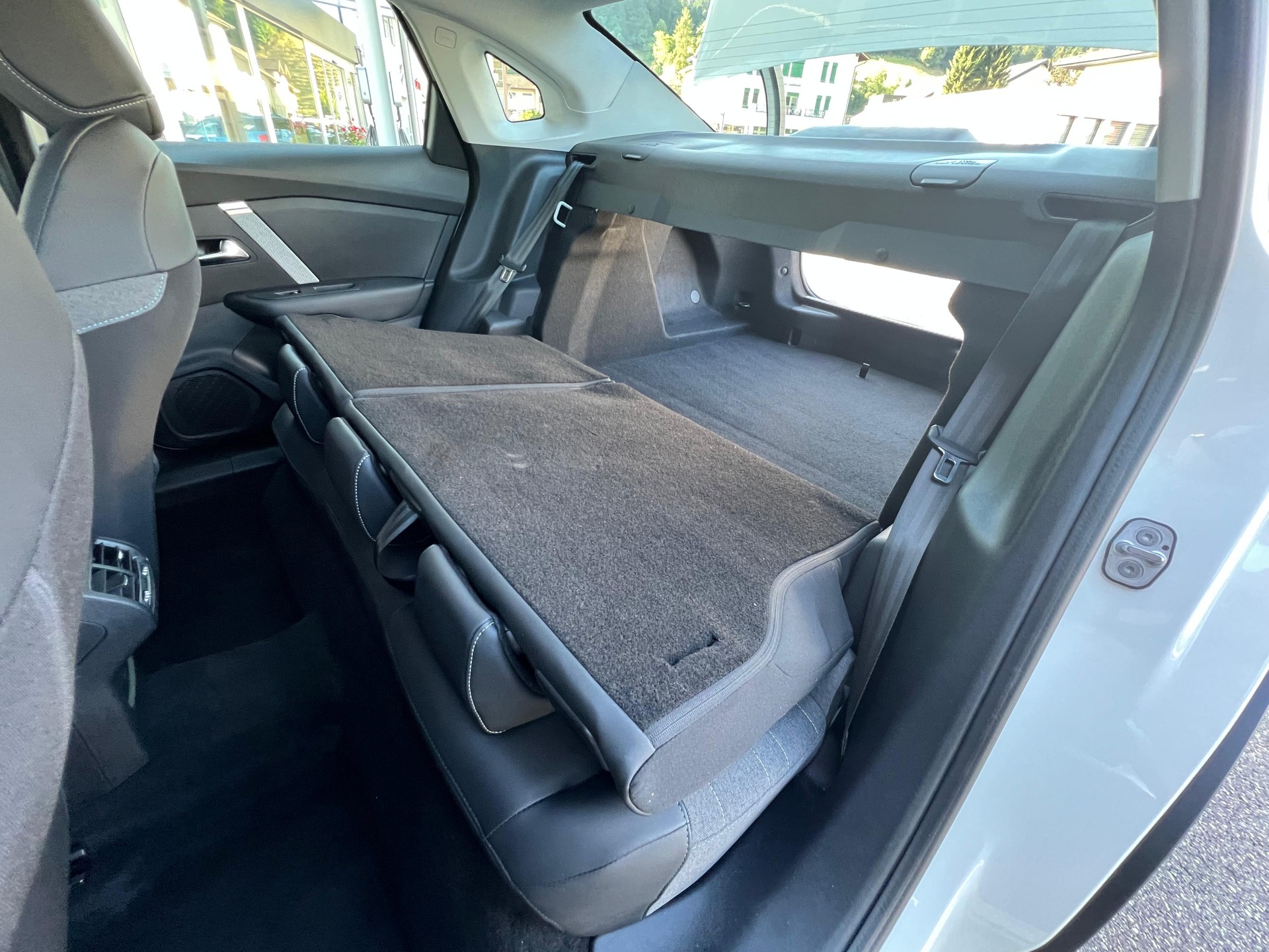 CITROEN C4 X 1.2 PureTech Swiss Edition-image-10