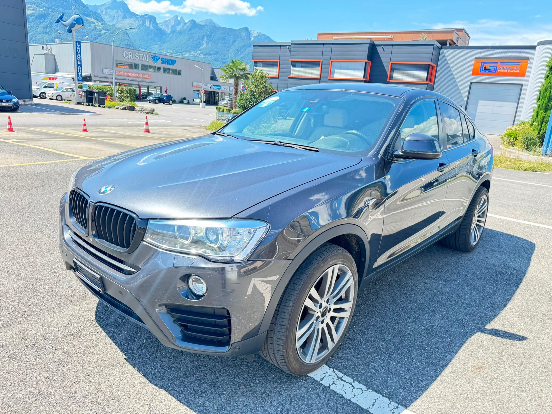 BMW X4 xDrive 28i xLine Steptronic-image-1
