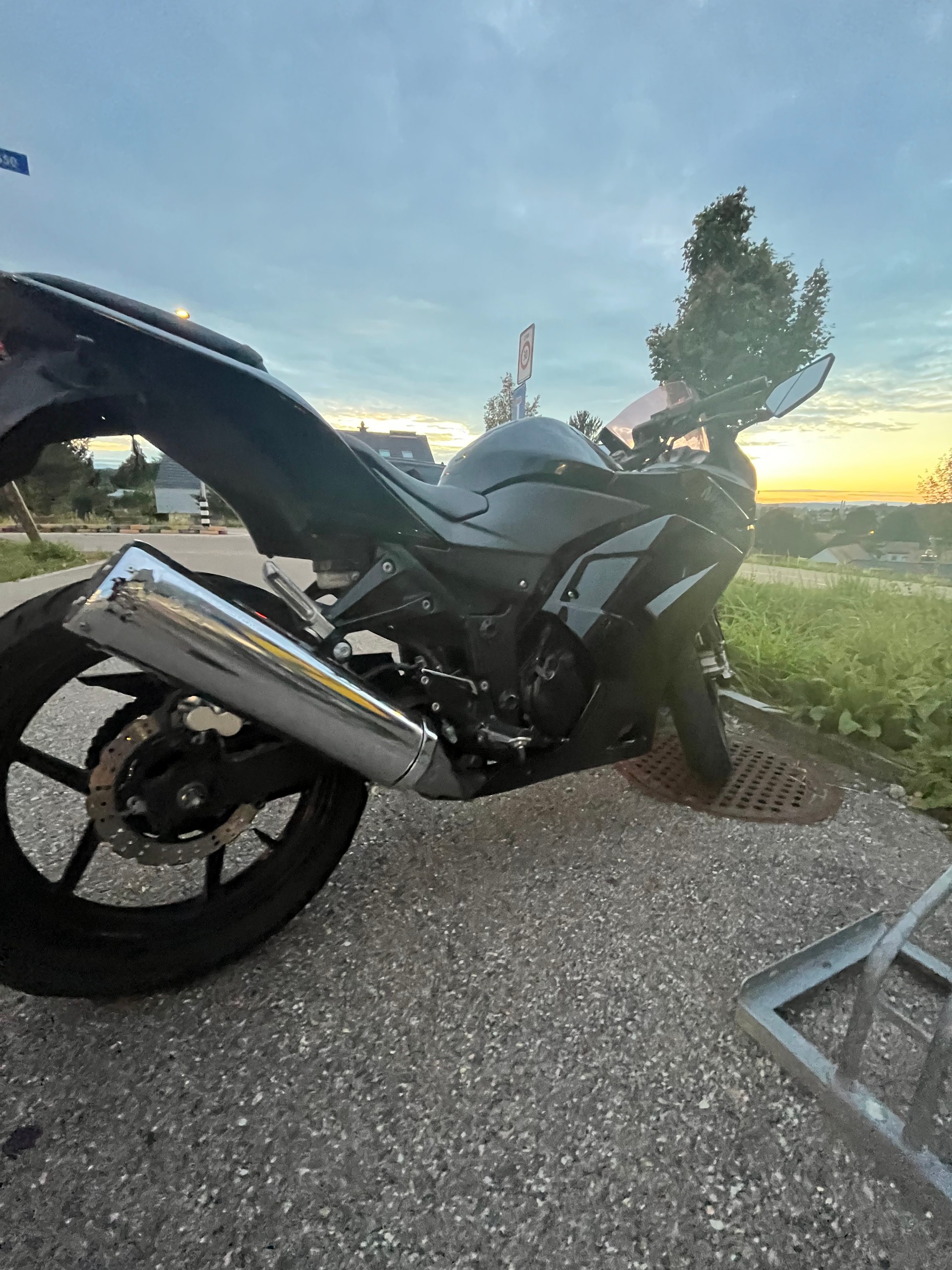 KAWASAKI Ninja 250 R-image-6