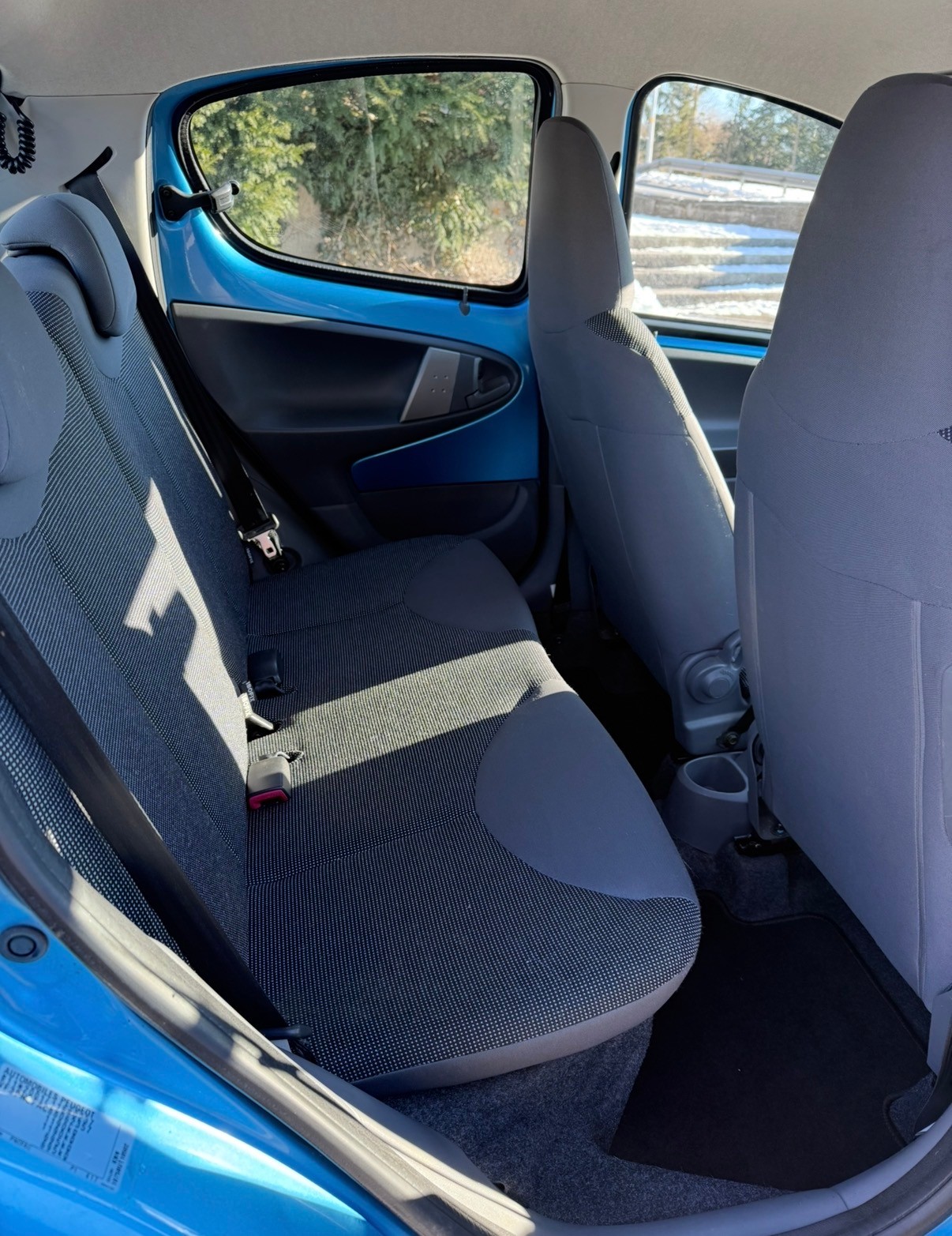 PEUGEOT 107 1.0 Trendy-image-10
