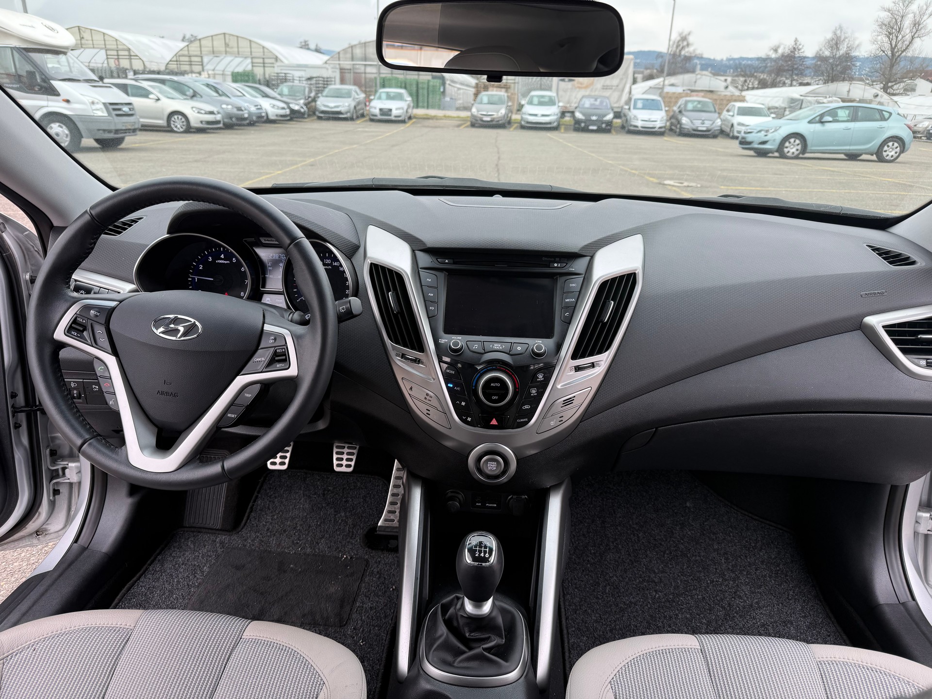 HYUNDAI Veloster 1.6 GDI-image-8