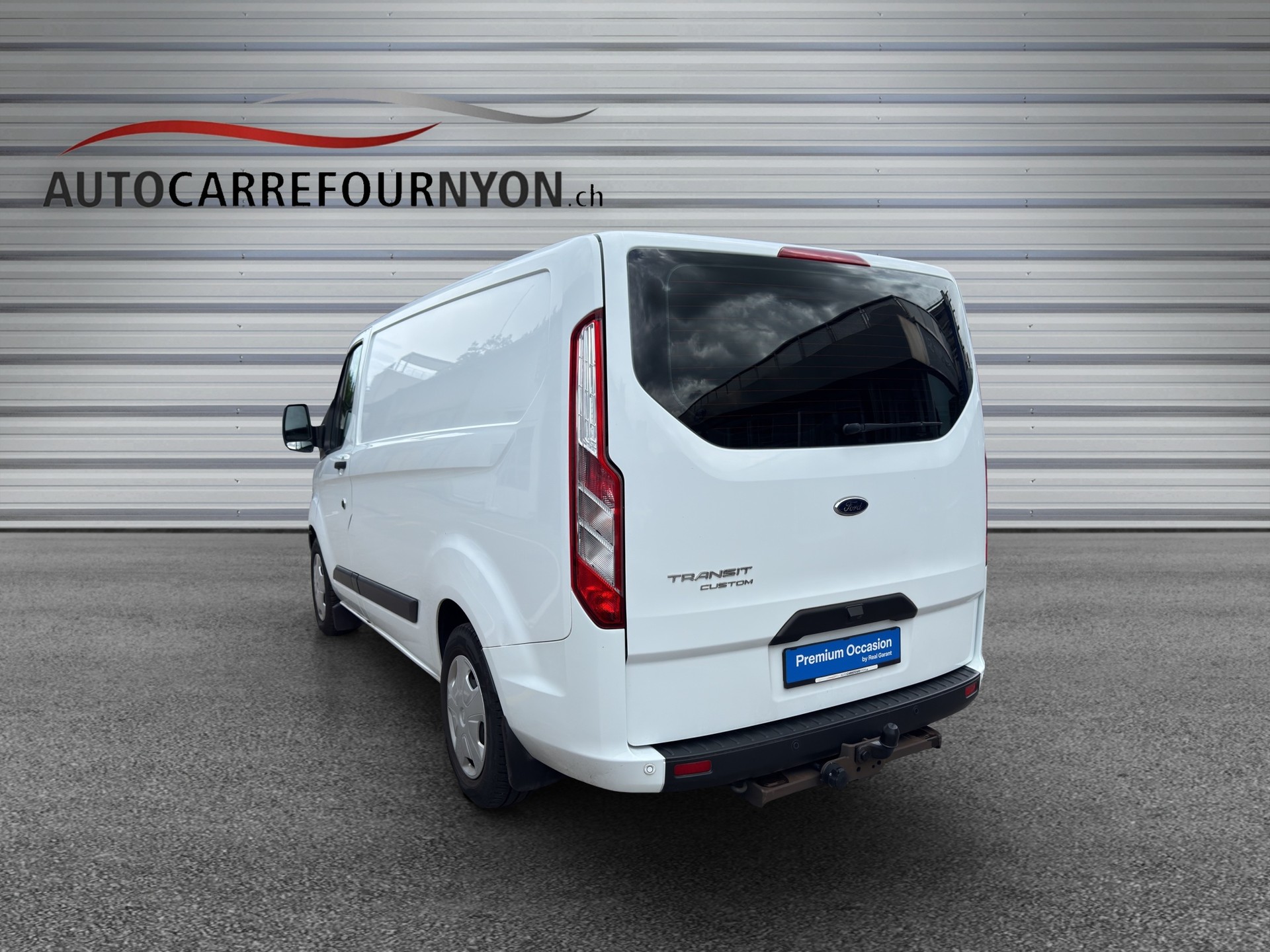 FORD Transit Custom Van 300 L1H1 Trend A-image-3