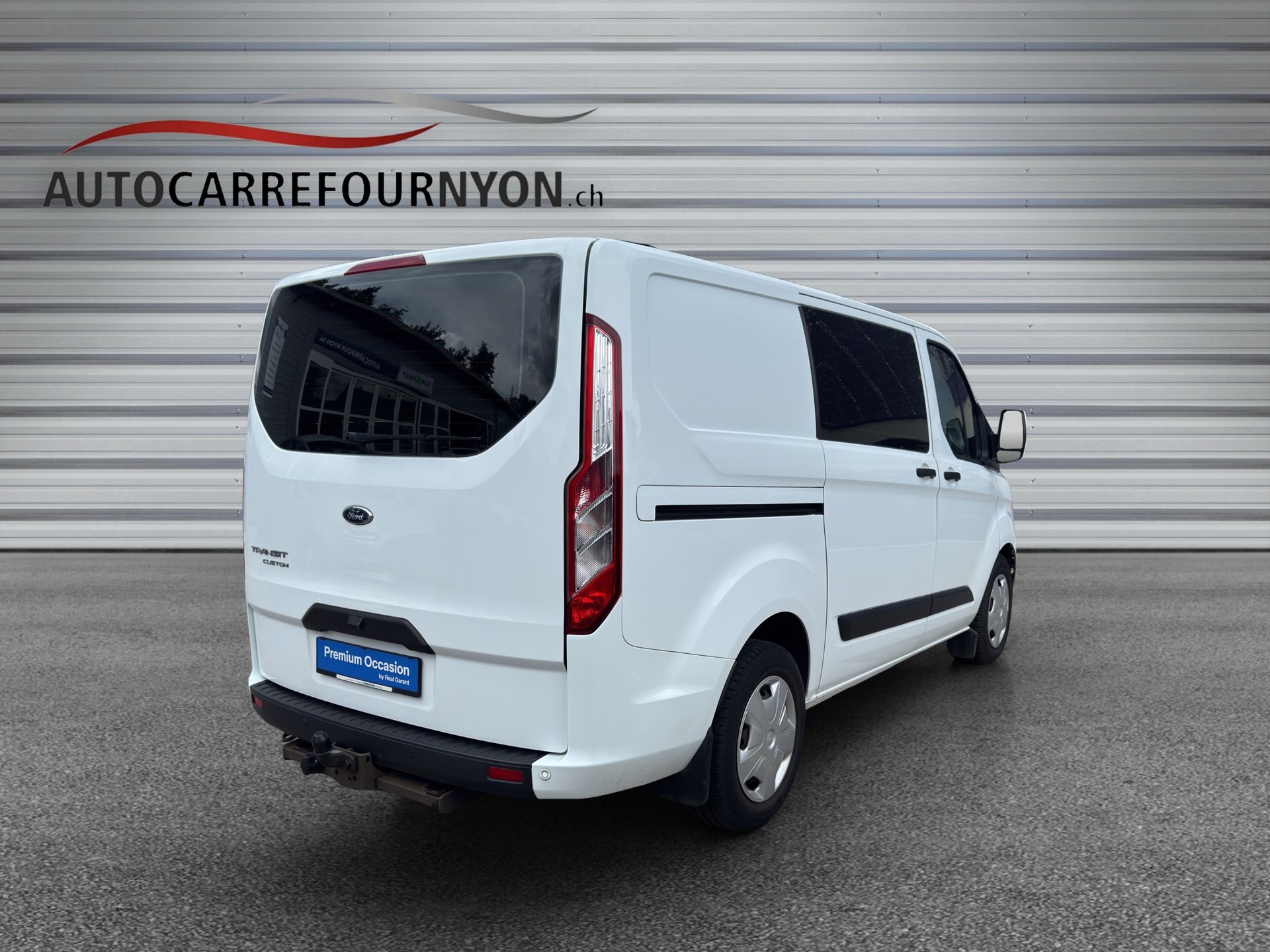 FORD Transit Custom Van 300 L1H1 Trend A-image-5