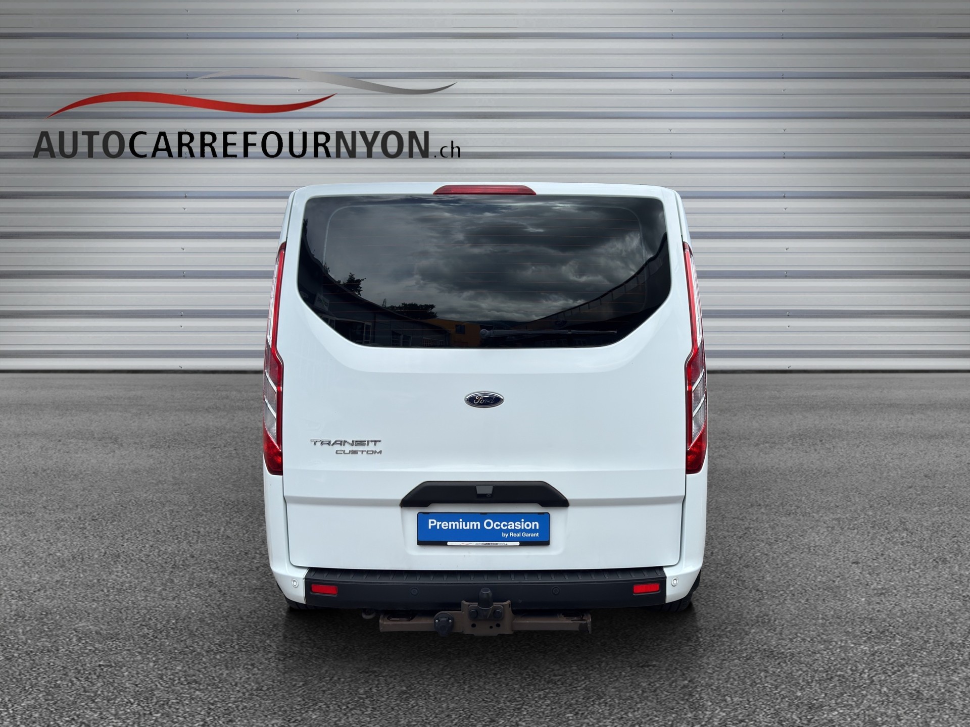 FORD Transit Custom Van 300 L1H1 Trend A-image-4