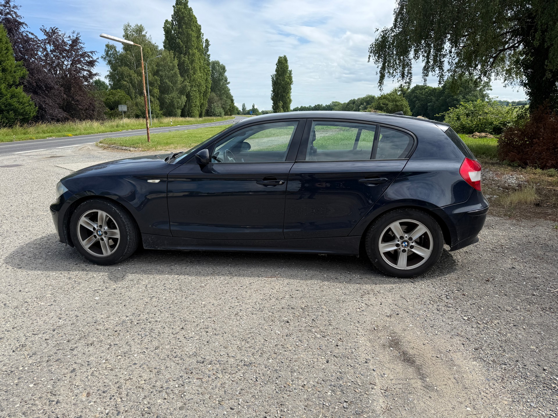 BMW 116i-image-6