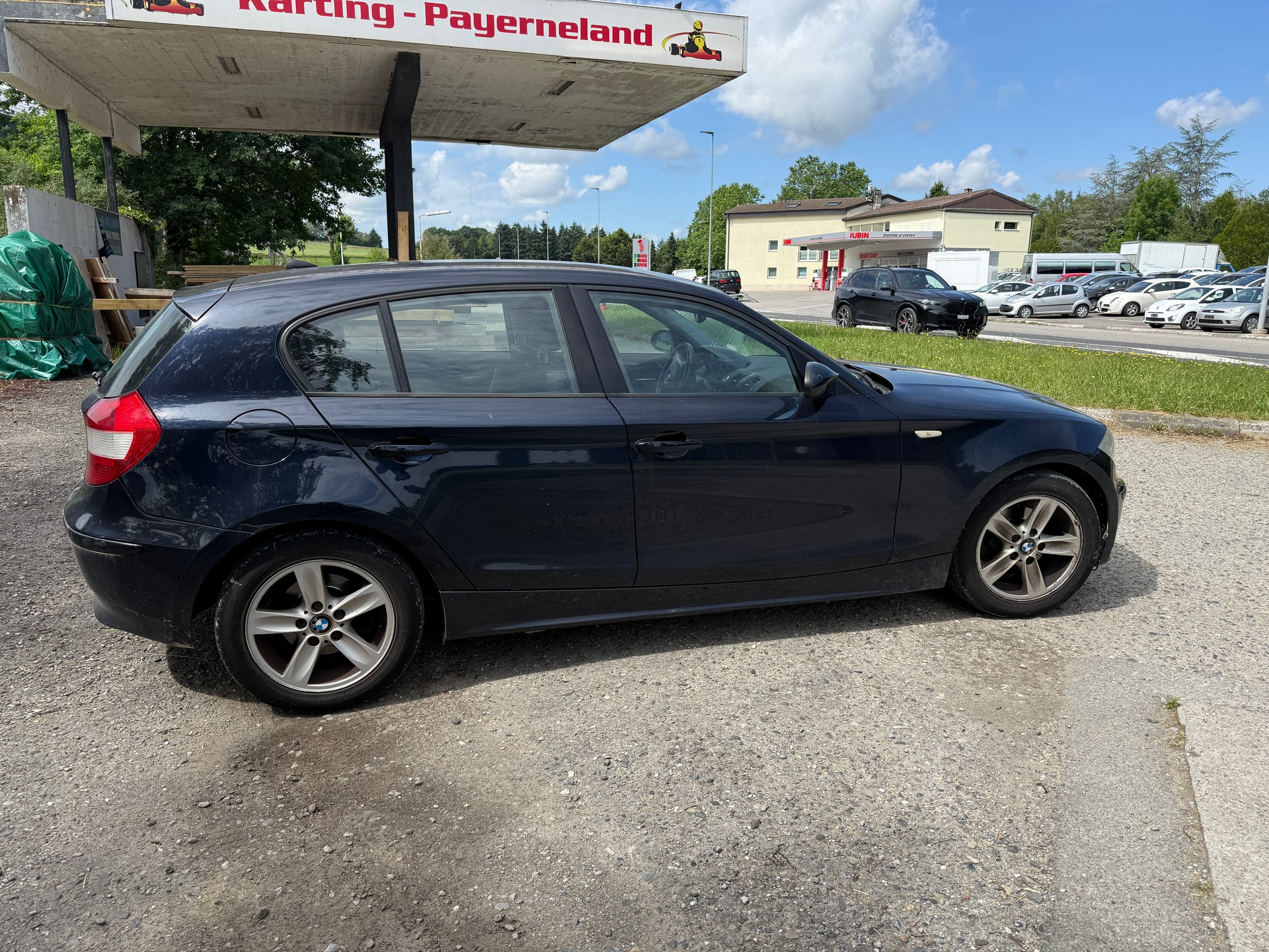 BMW 116i-image-7