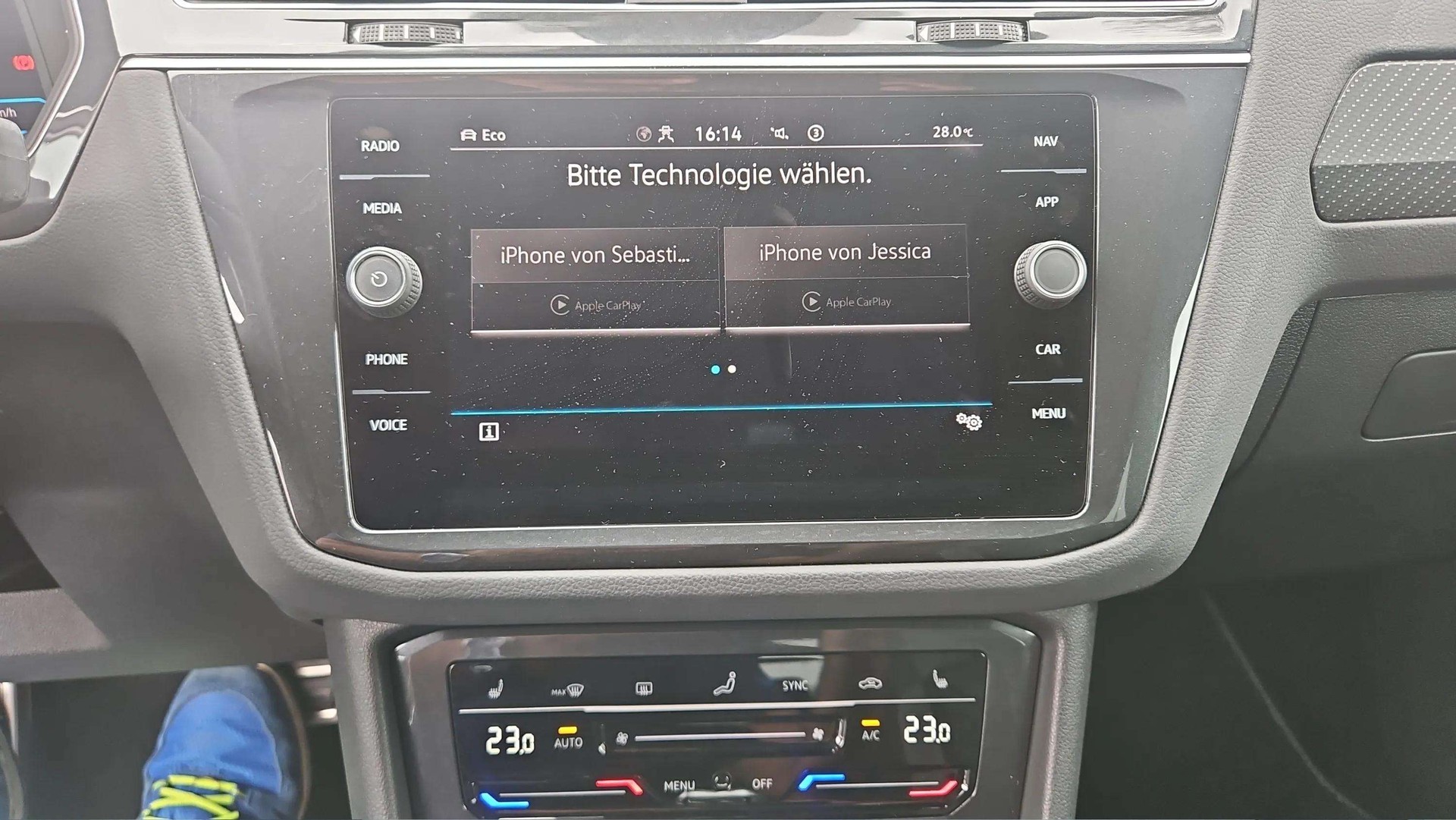 VW Tiguan 2.0TSI R-Line 4Motion DSG Black Style mit AHK-image-18