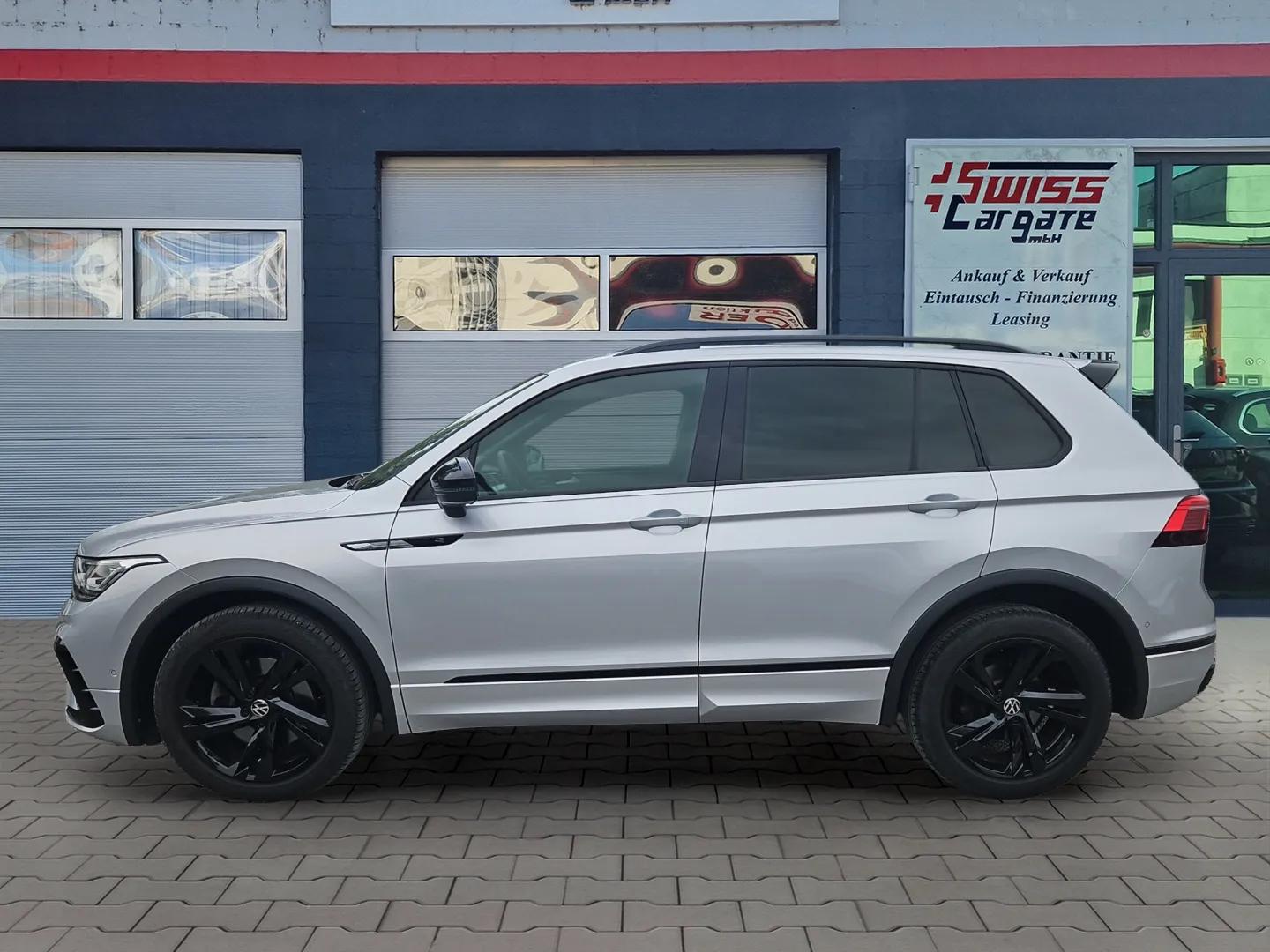 VW Tiguan 2.0TSI R-Line 4Motion DSG Black Style mit AHK-image-4