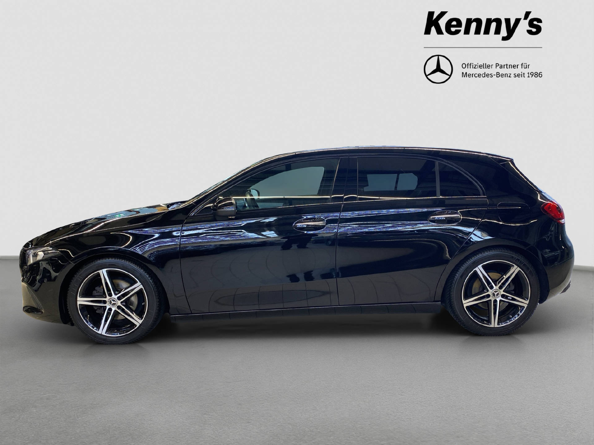 MERCEDES-BENZ A 180 Night Star-image-2