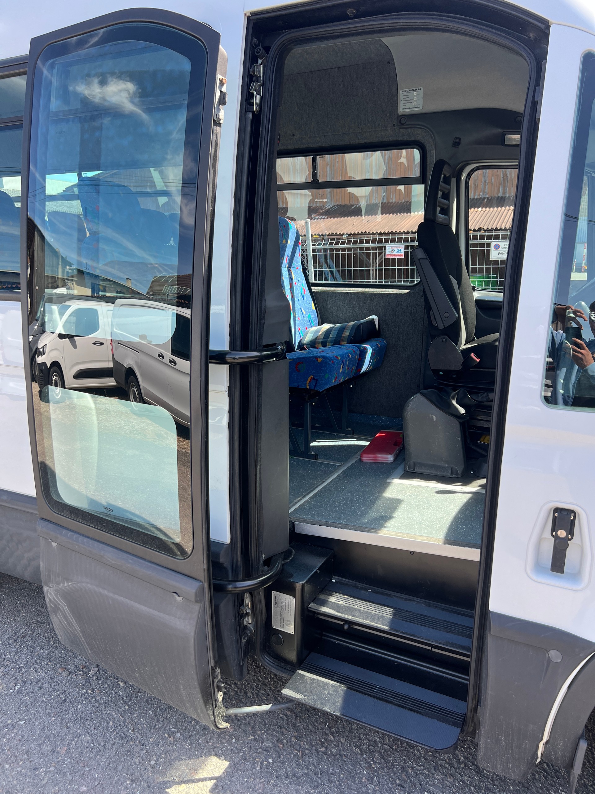 IVECO 35 S 13 CV Schulbus-image-6