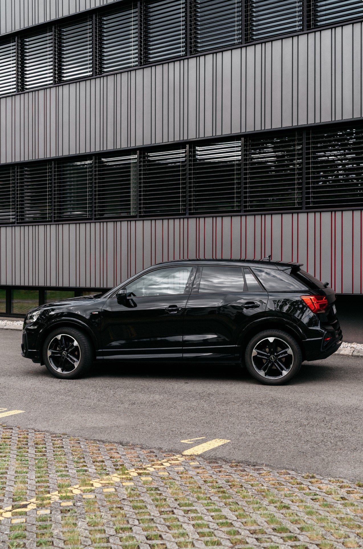 AUDI Q2 1.5 35 TFSI S Line S-Tronic-image-2