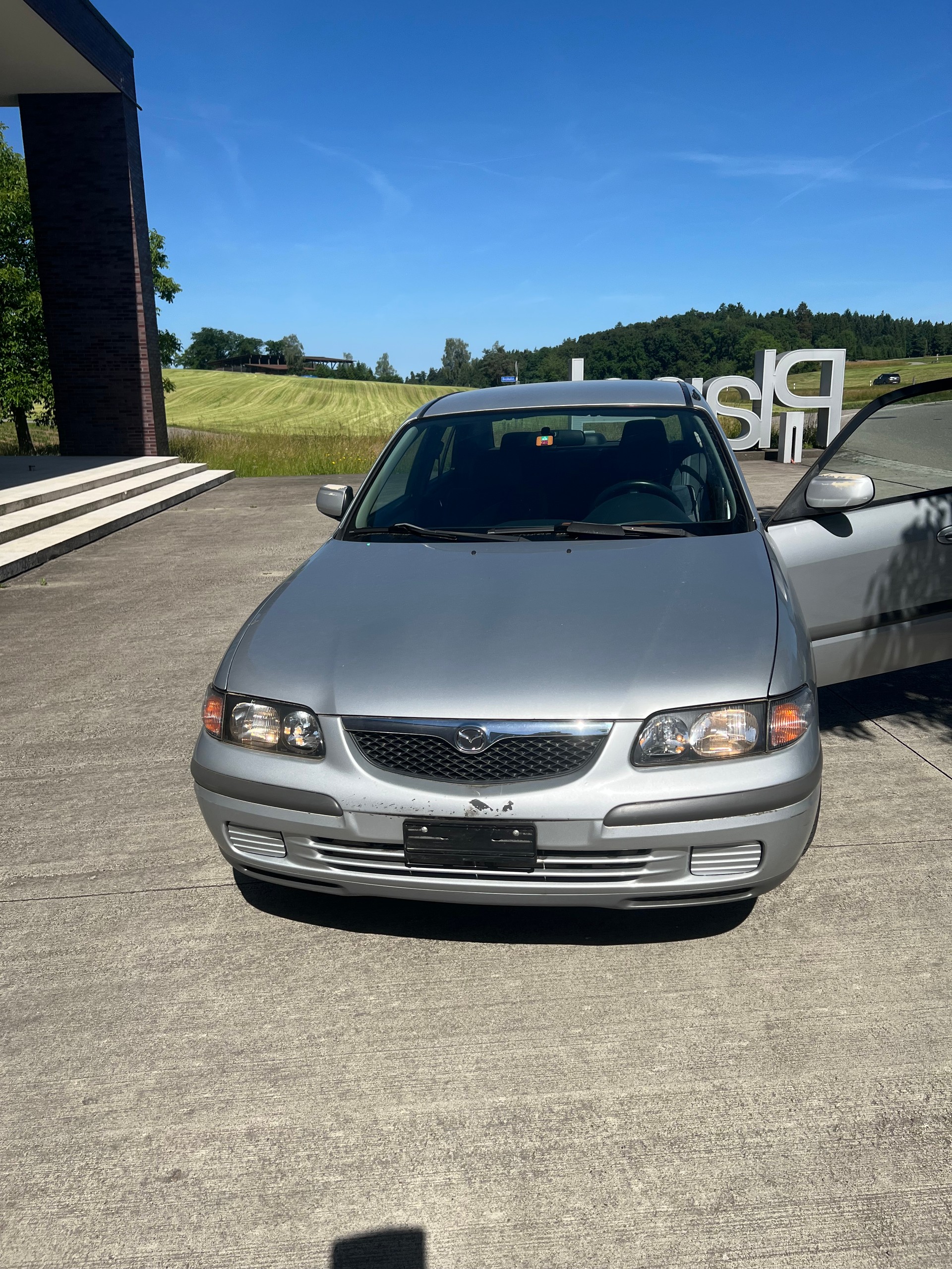 MAZDA 626 2.0i-16V-image-0