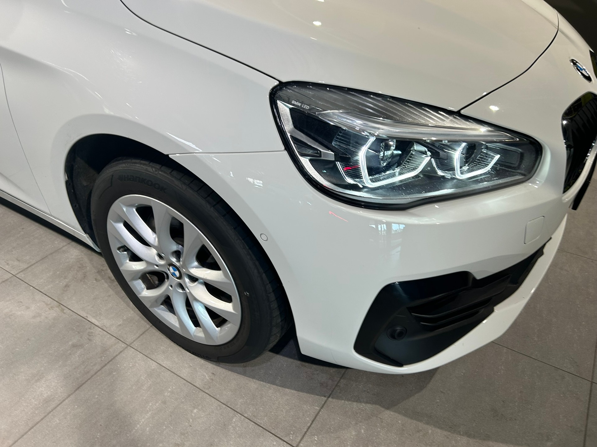 BMW 218d xDrive Gran Tourer Steptronic Essential Edition-image-15