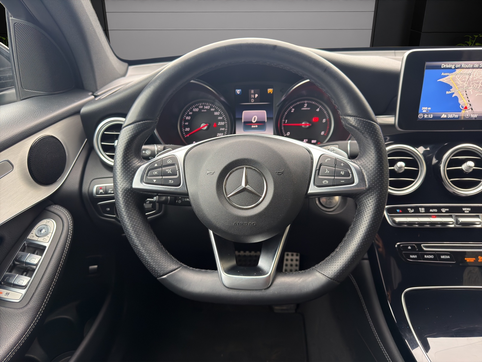 MERCEDES-BENZ GLC Coupé 250 d AMG 4M-image-8