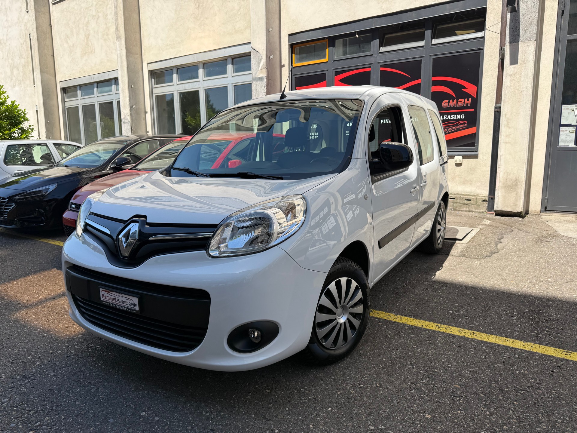 RENAULT Kangoo 1.5 dCi Zen+-image-1