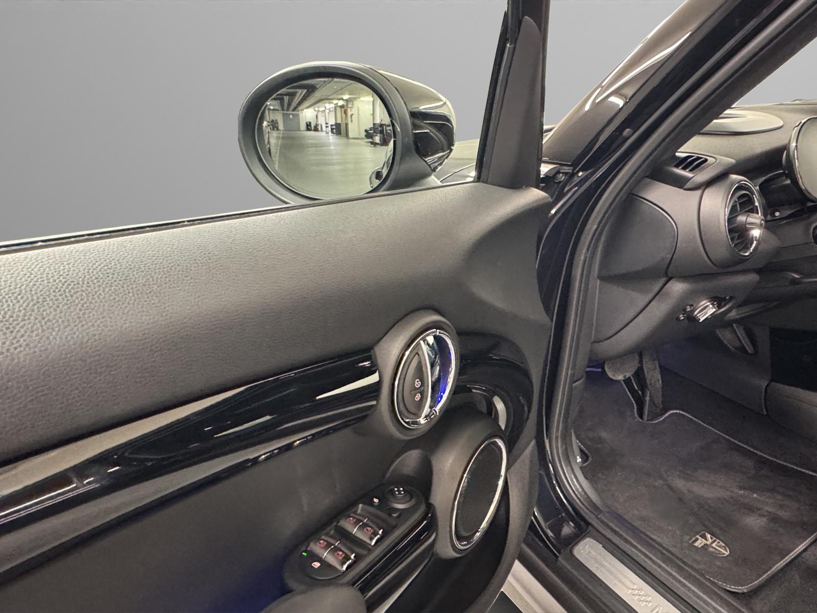 MINI F55 2.0i Cooper S SDKG-image-12