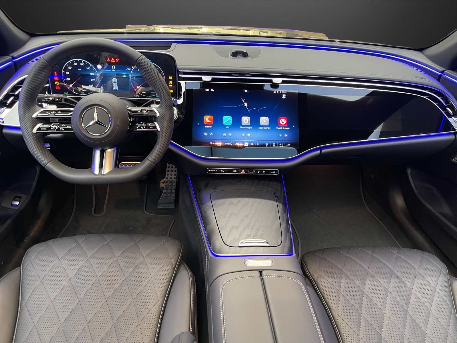 MERCEDES-BENZ E 220 d 4MATIC T-Modell-image-5