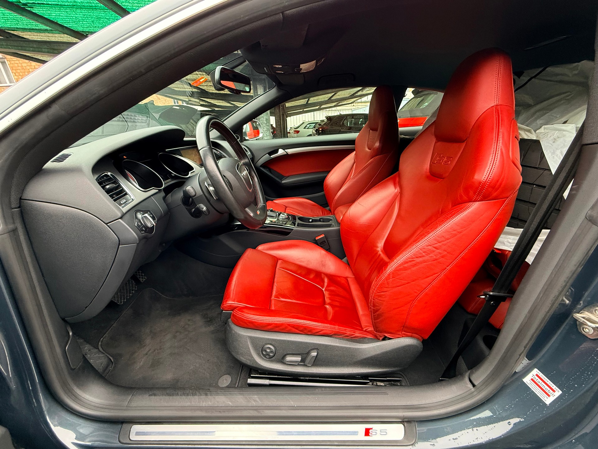 AUDI S5 Coupé 4.2 FSI quattro tiptronic-image-6