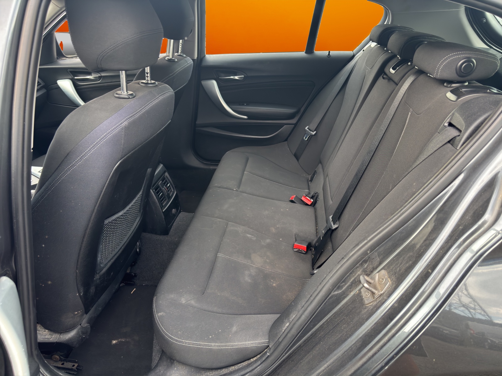 BMW 116d Sport Line Steptronic " MOTOR DEFEKT"-image-10