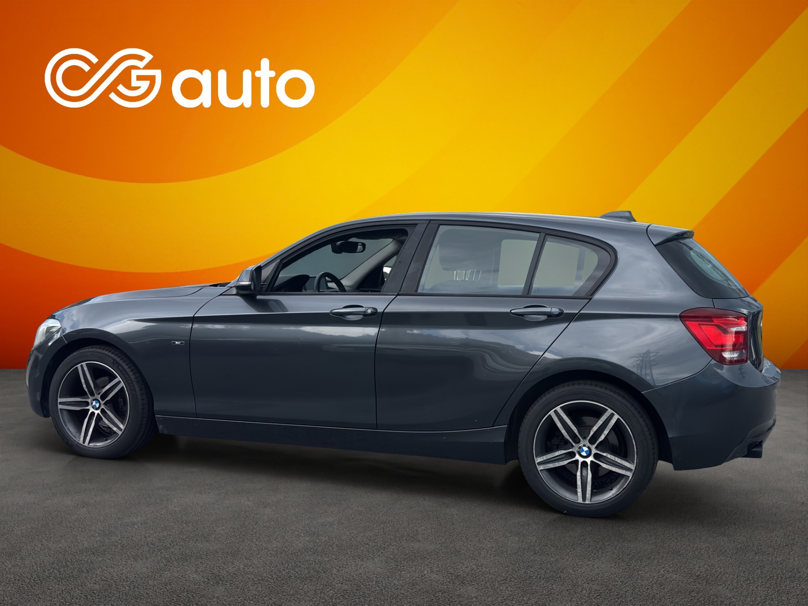 BMW 116d Sport Line Steptronic " MOTOR DEFEKT"-image-3