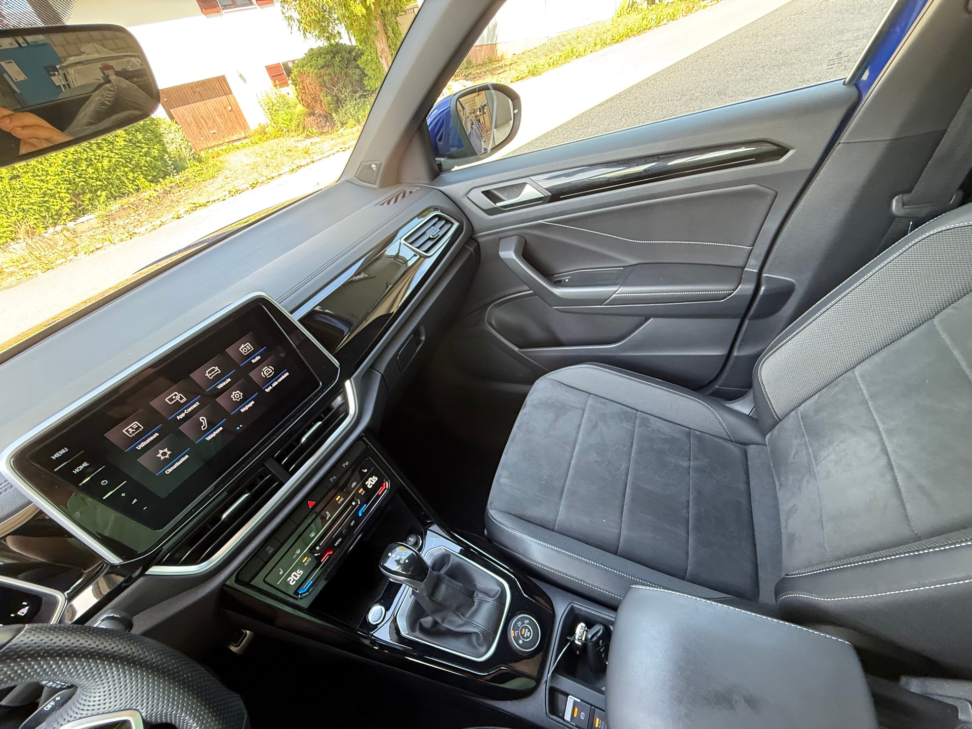 VW T-Roc 2.0 TSI R-Line DSG 4Motion-image-8