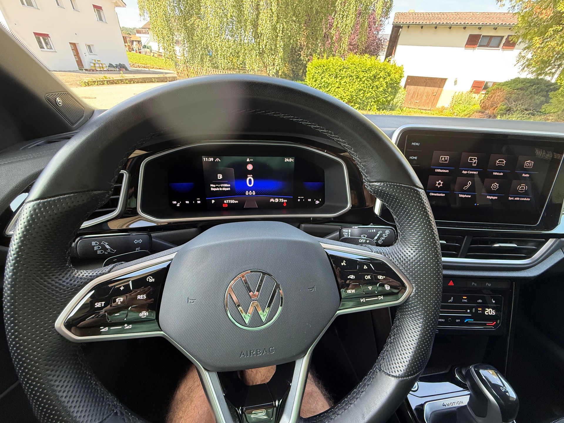 VW T-Roc 2.0 TSI R-Line DSG 4Motion-image-10