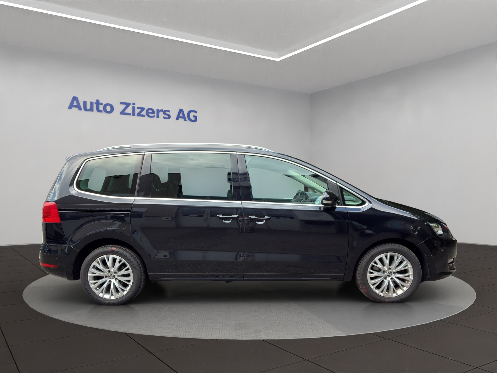 VW Sharan 2.0 TDI BMT Highline 4Motion-image-6