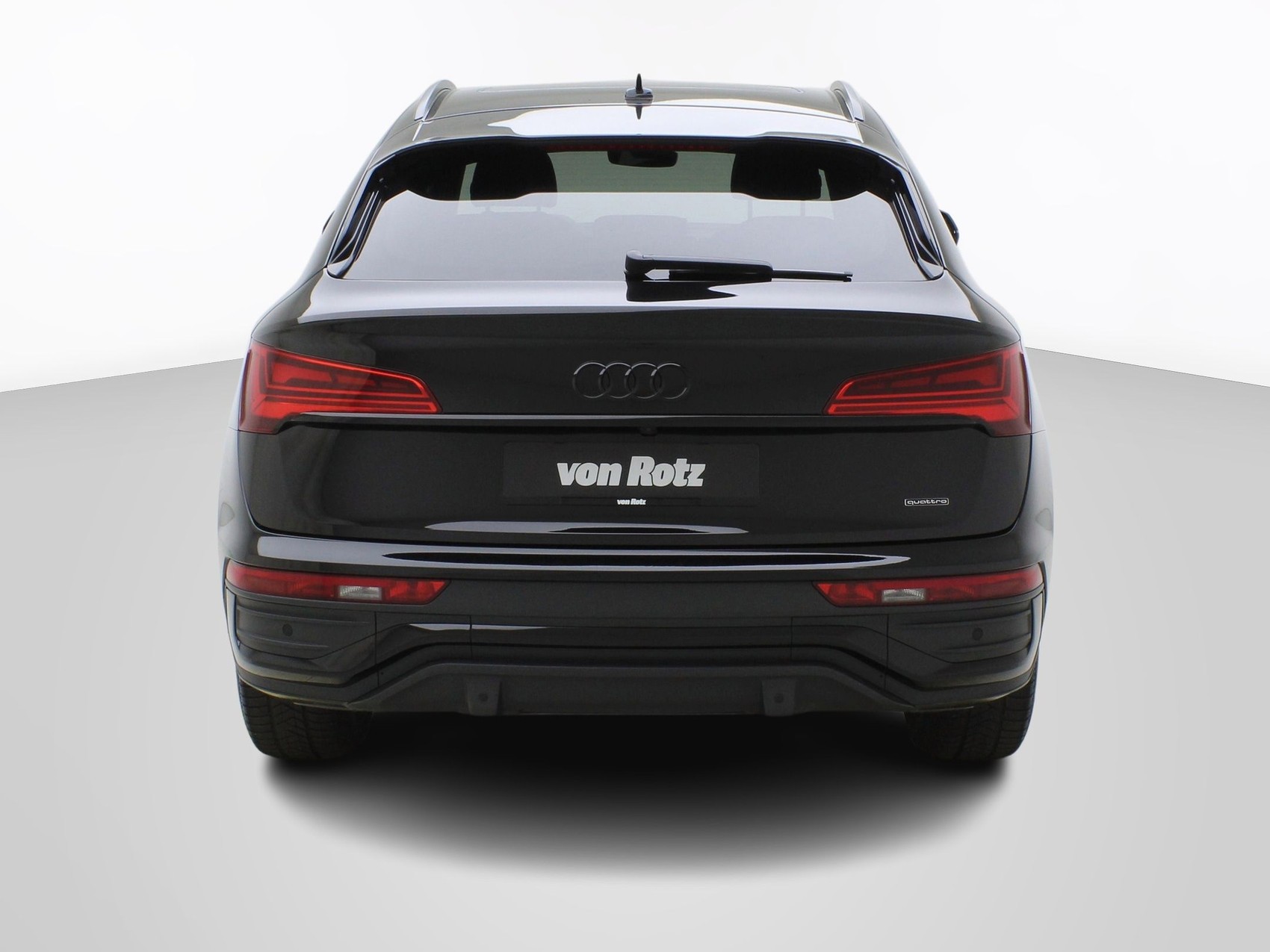 AUDI Q5 Sportback 45 TFSI Advanced quattro S-Tronic-image-3