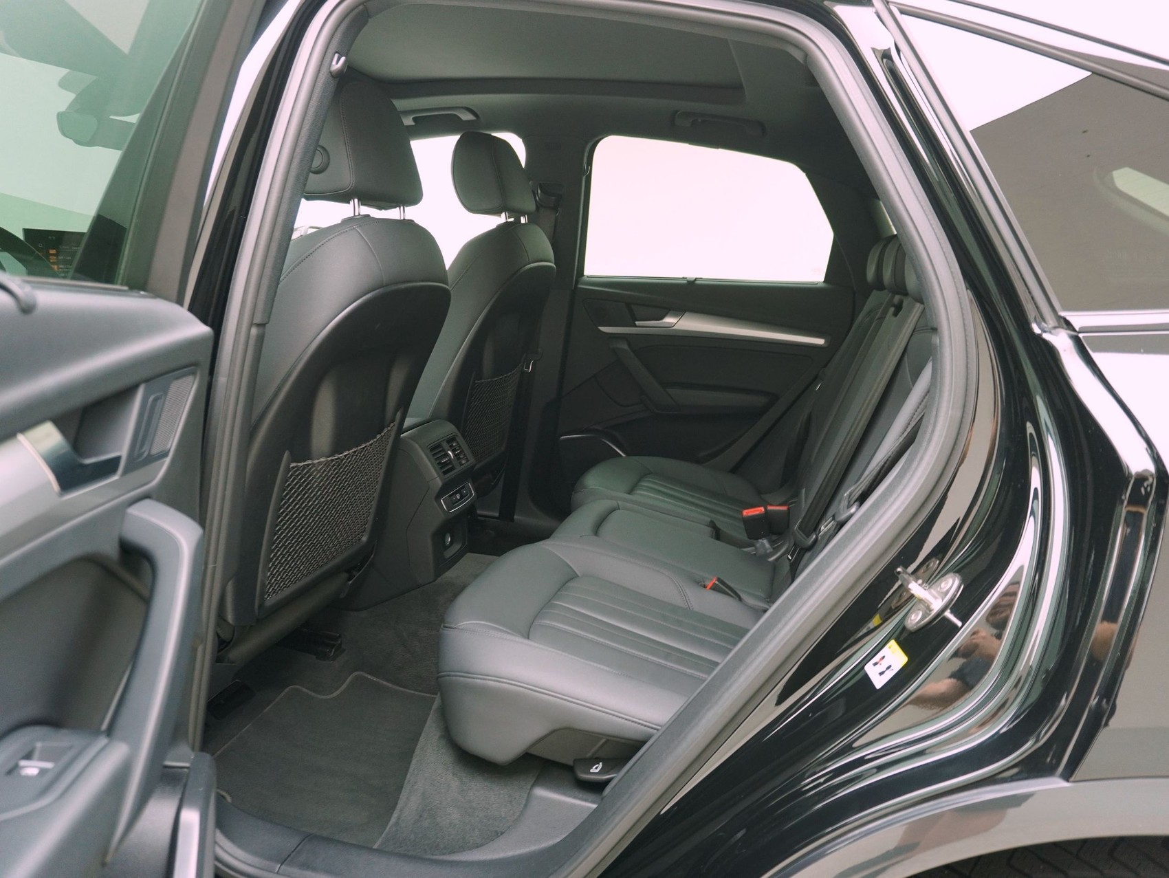 AUDI Q5 Sportback 45 TFSI Advanced quattro S-Tronic-image-11