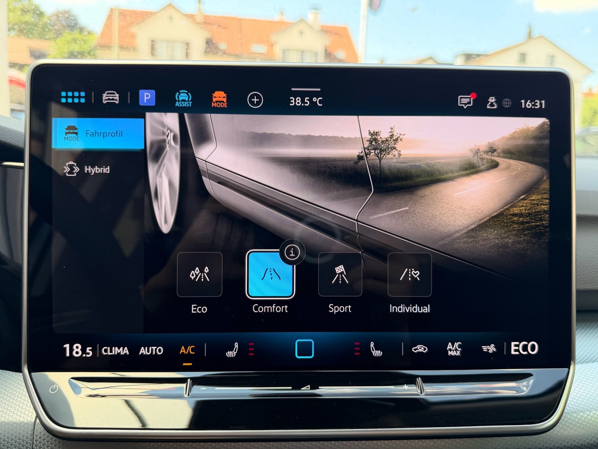 VW Golf VIII 1.5 TSI eHybrid 204 PS GOAL *** 360 GRAD KAMERA & STANDHEIZUNG ***-image-13