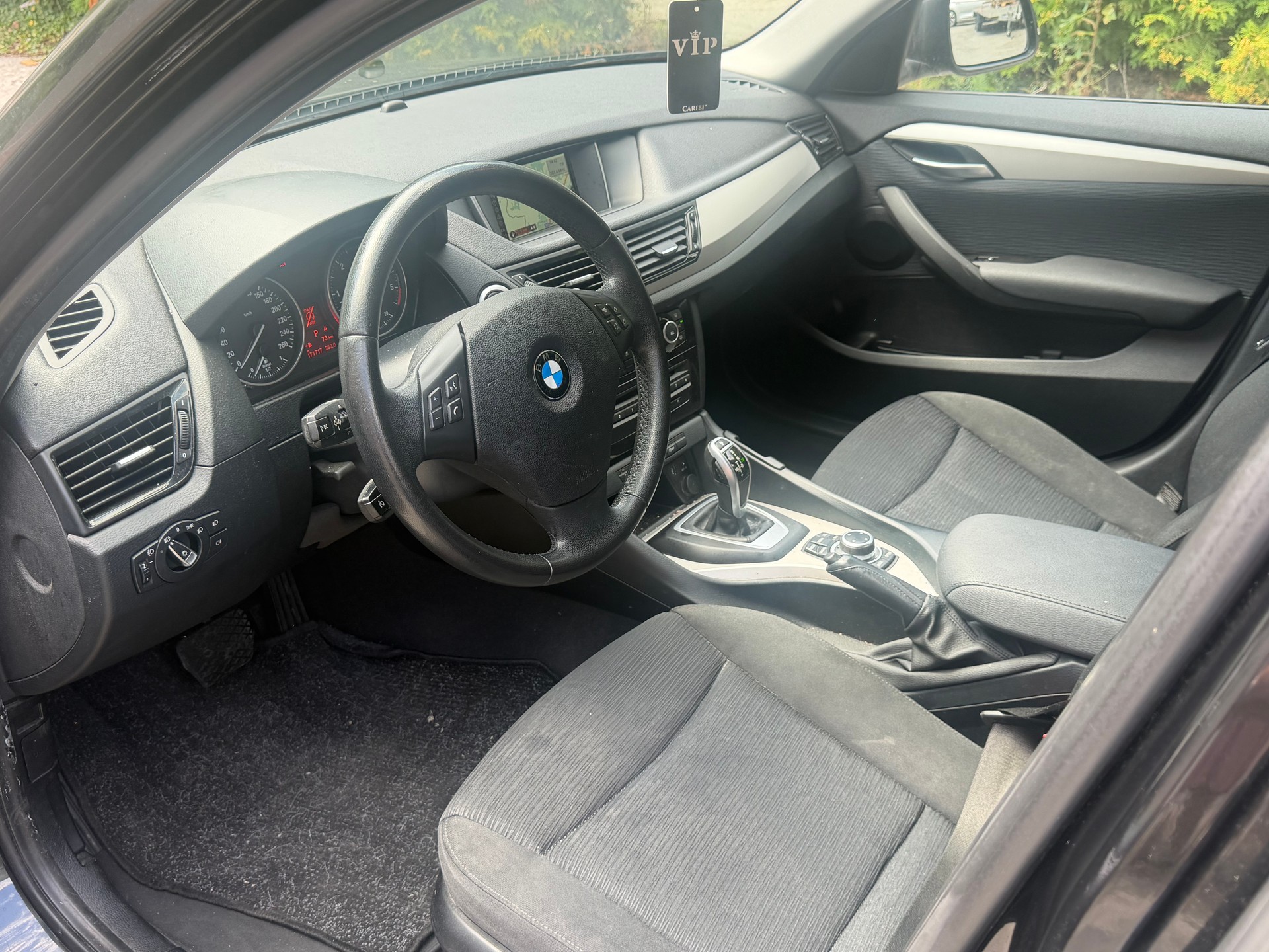 BMW X1 xDrive 18d Sport Line Steptronic-image-6