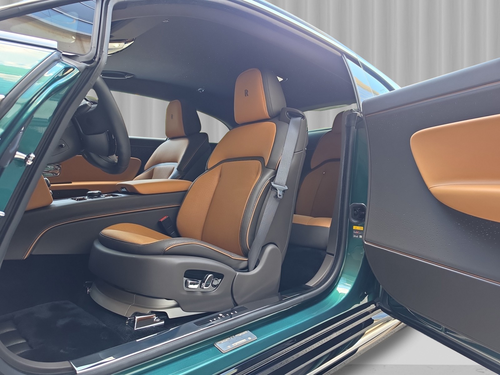 ROLLS-ROYCE Spectre Serie I - Herstellergarantie bis Juni 2030-image-7