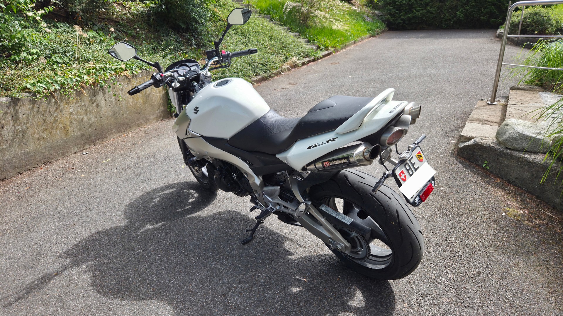SUZUKI GSR 600 ABS K8-image-2