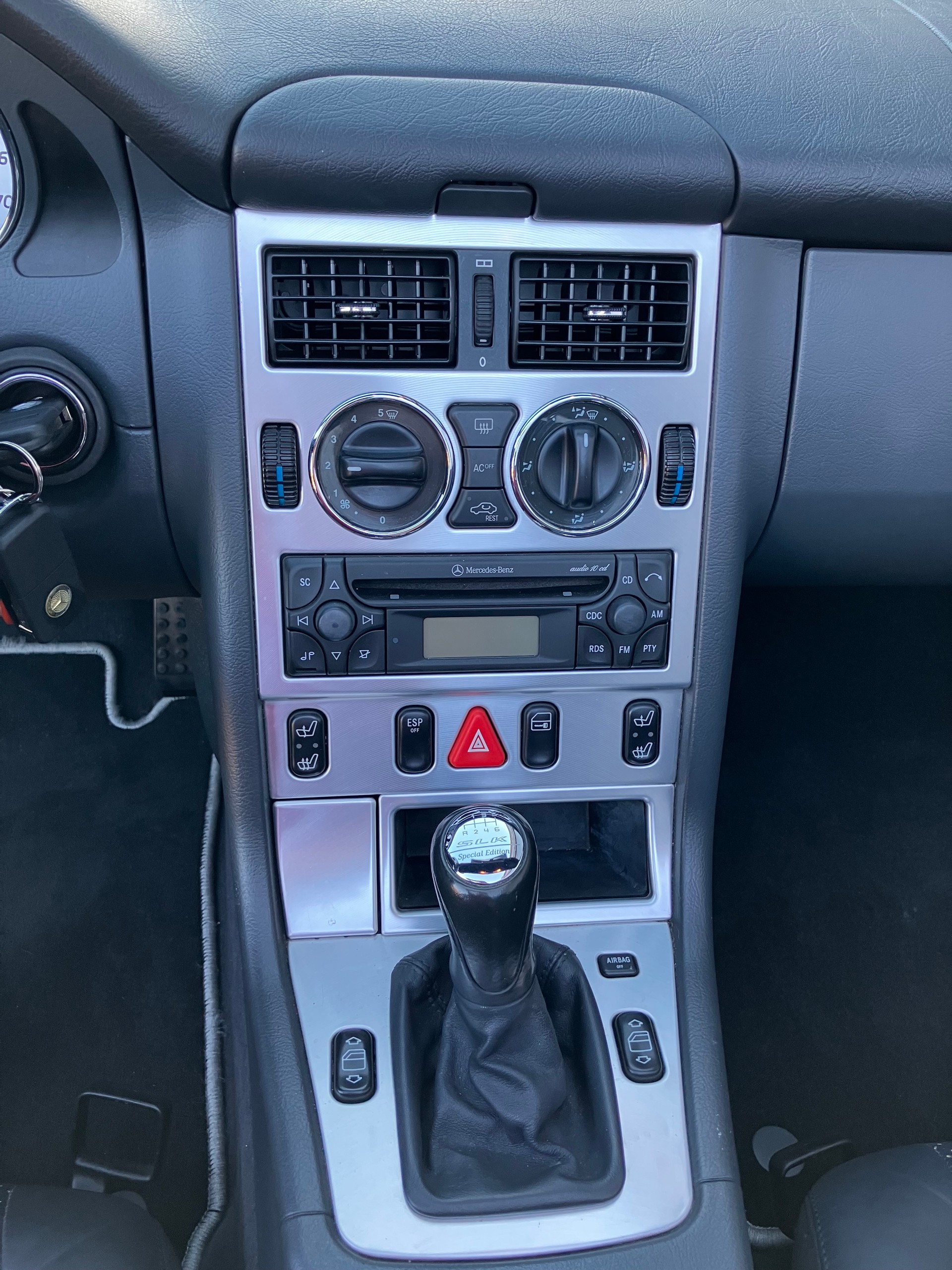 MERCEDES-BENZ SLK 200 Kompressor-image-6