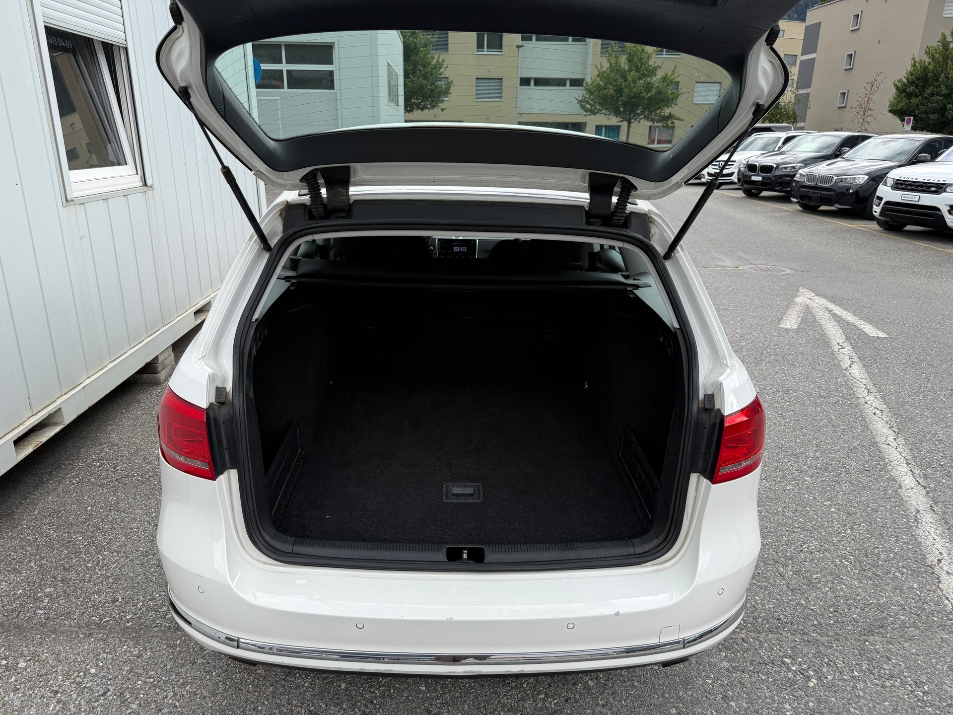 VW Passat Variant 2.0 TDI BMT Comfortline 4MDSG *ZAHNRIEMEN ERSETZT*MFK*DSG SERVICE*-image-5