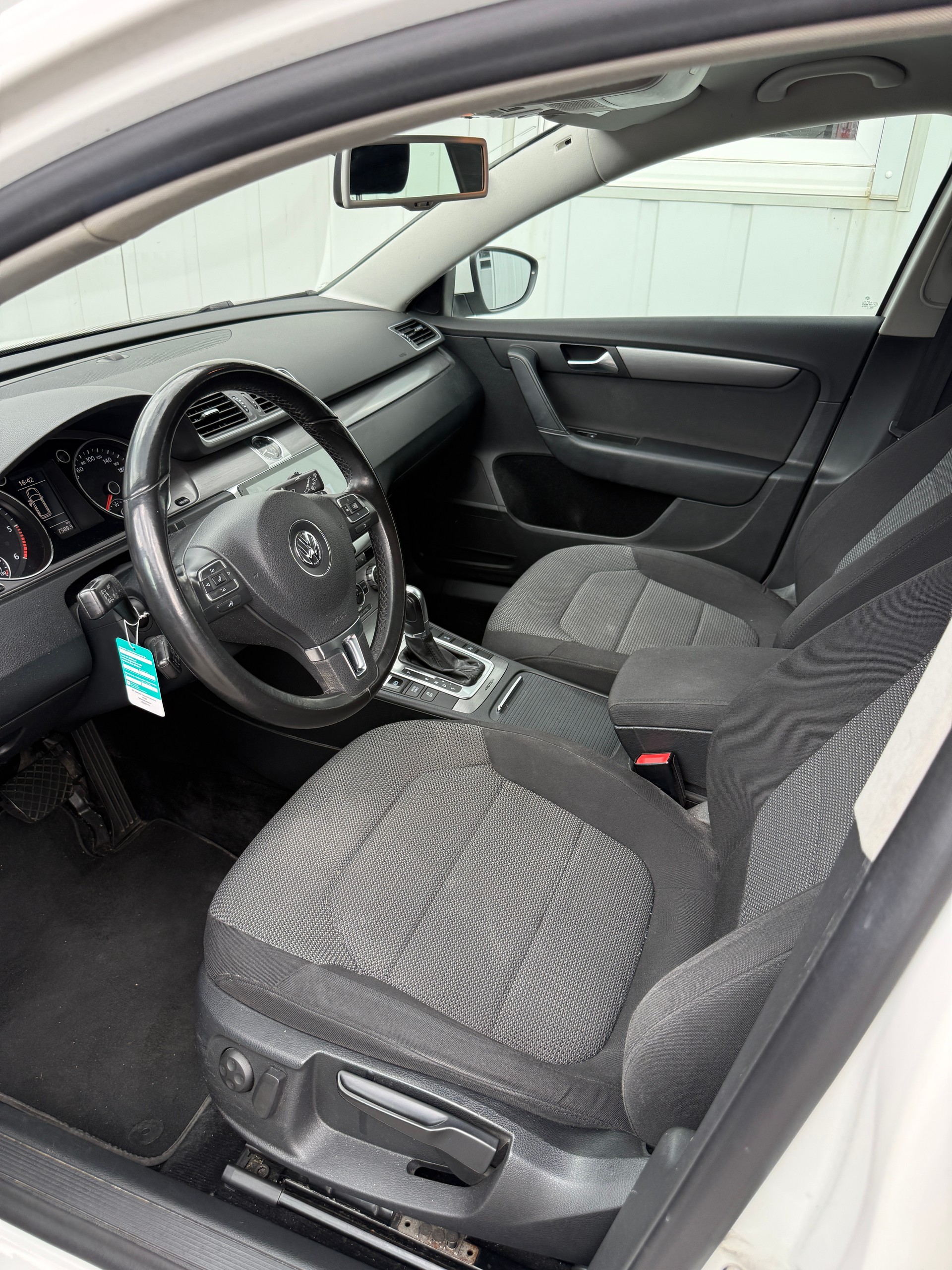 VW Passat Variant 2.0 TDI BMT Comfortline 4MDSG *ZAHNRIEMEN ERSETZT*MFK*DSG SERVICE*-image-12
