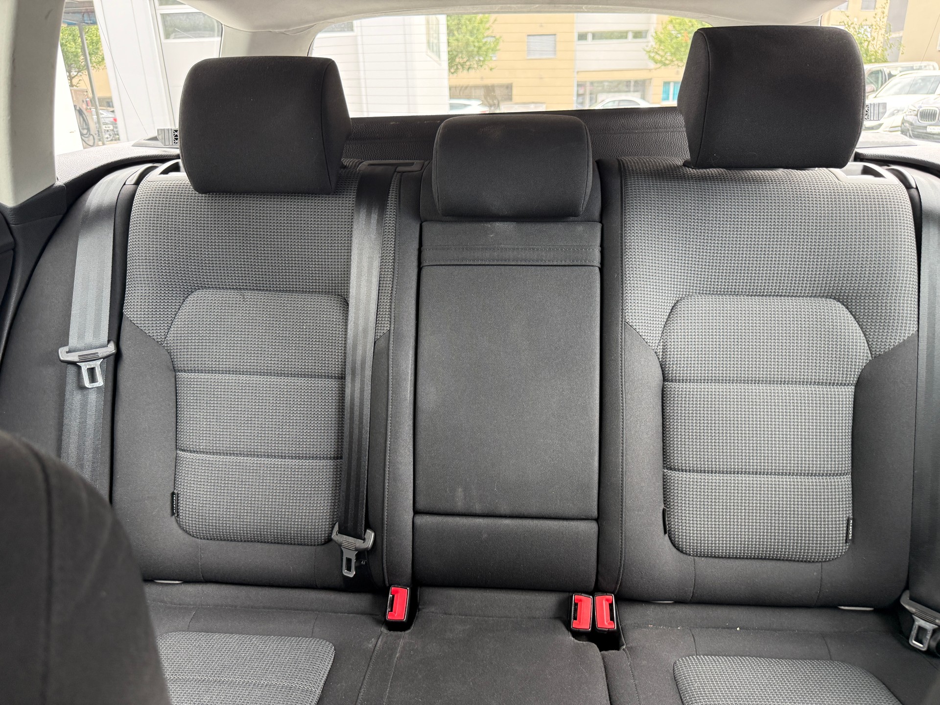 VW Passat Variant 2.0 TDI BMT Comfortline 4MDSG *ZAHNRIEMEN ERSETZT*MFK*DSG SERVICE*-image-17