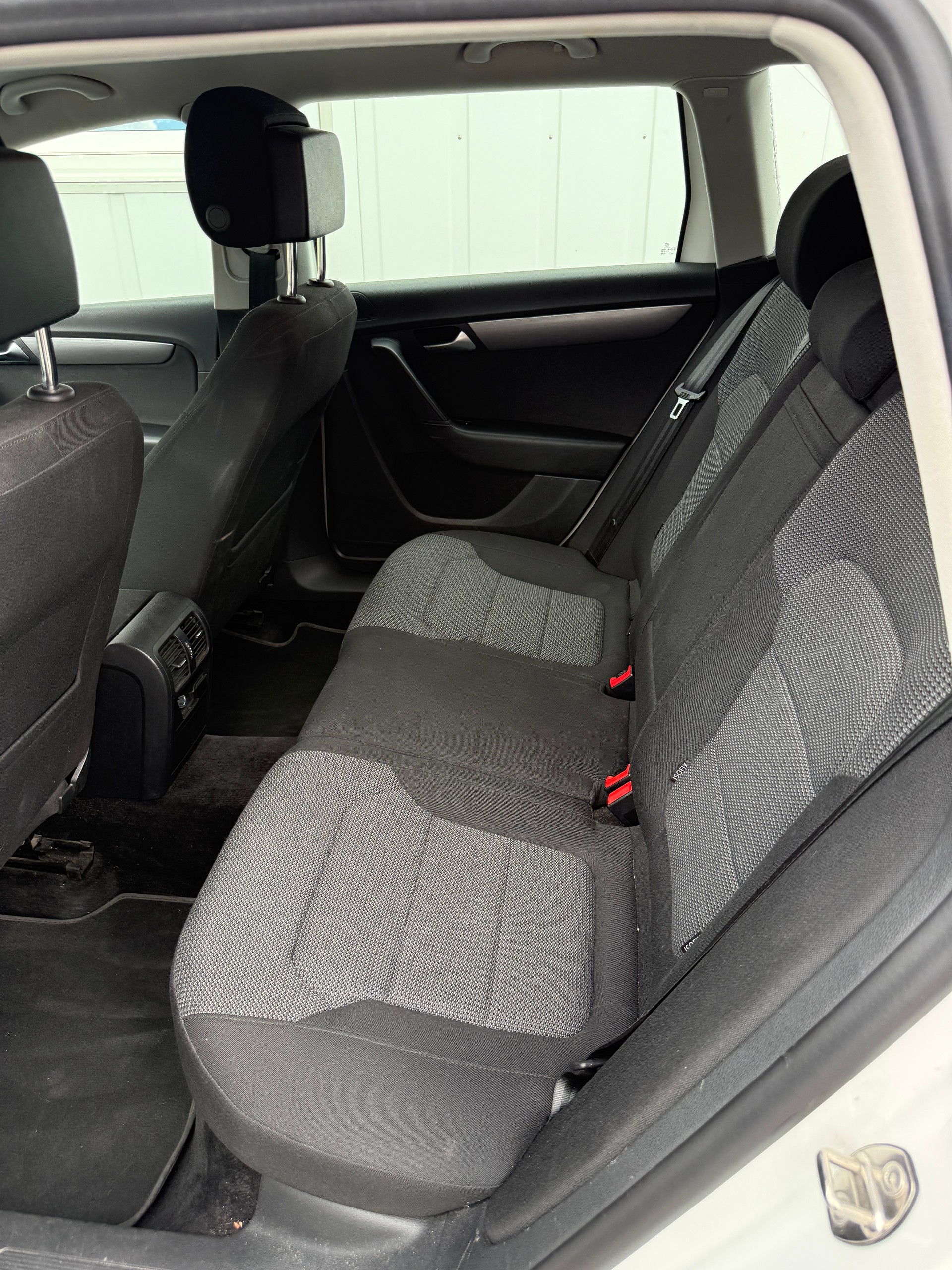 VW Passat Variant 2.0 TDI BMT Comfortline 4MDSG *ZAHNRIEMEN ERSETZT*MFK*DSG SERVICE*-image-14