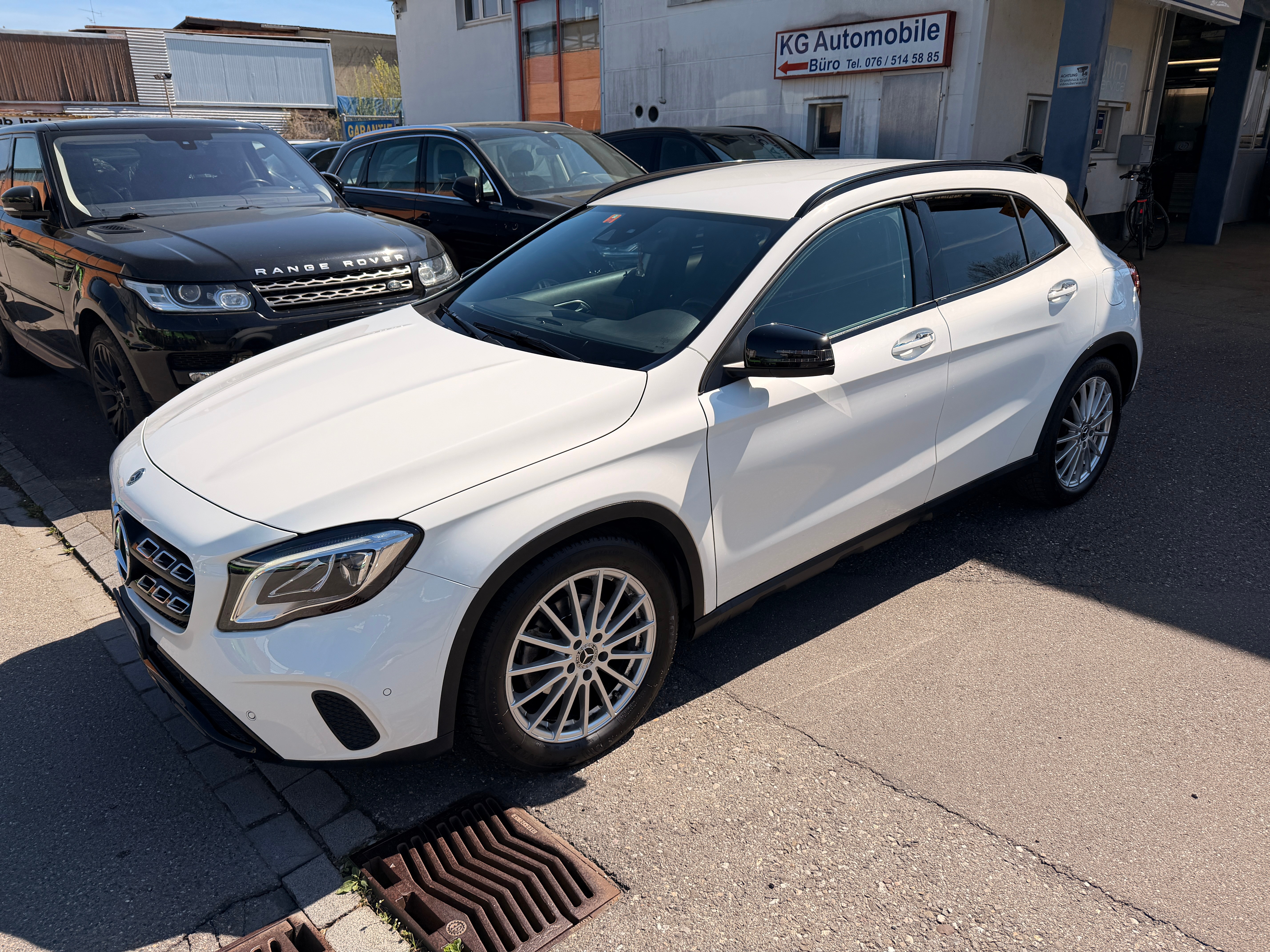 Car photo