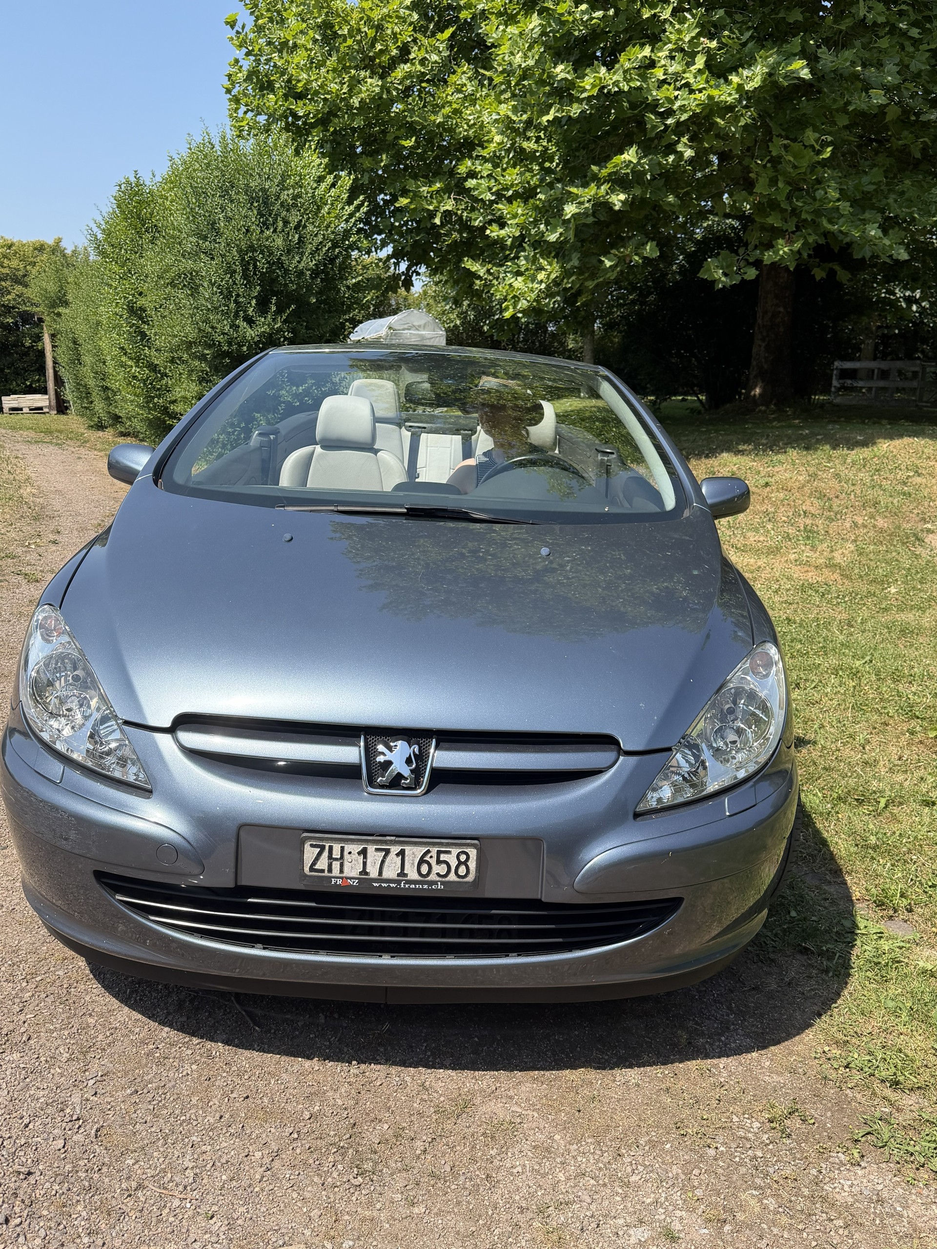 PEUGEOT 2.0 16V 138 Cabriolet-image-2