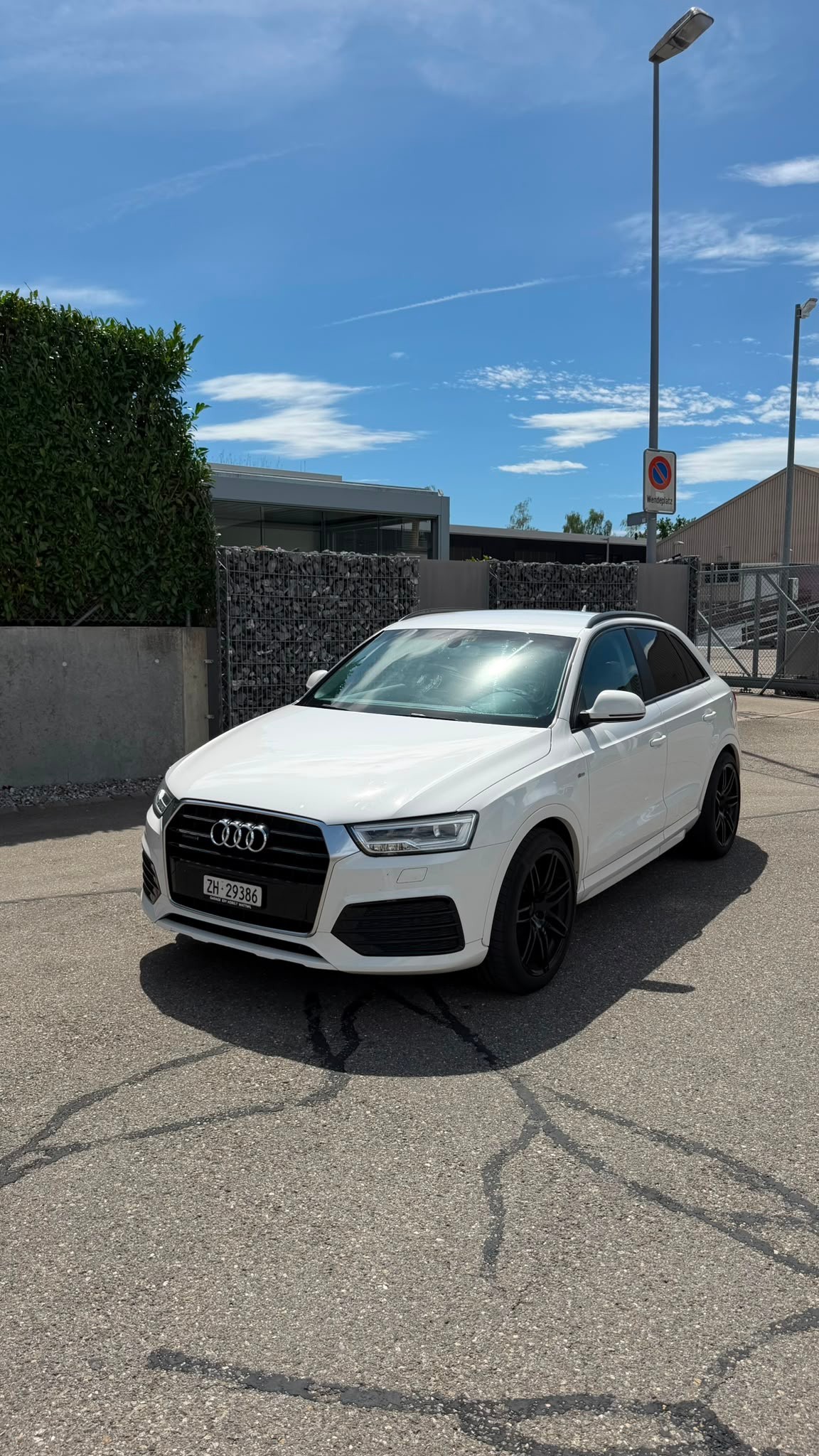 AUDI Q3 2.0 TDI sport quattro S-tronic-image-0