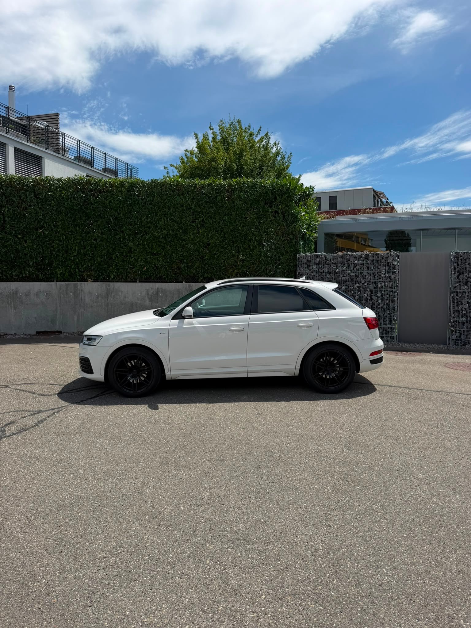 AUDI Q3 2.0 TDI sport quattro S-tronic-image-6