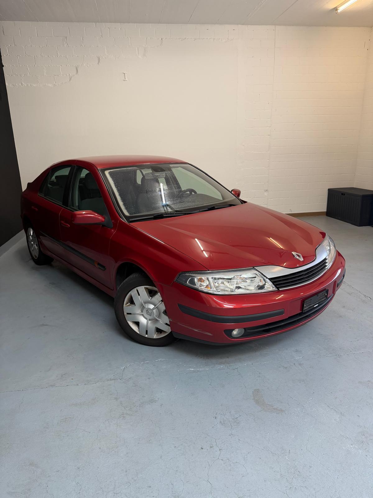 RENAULT Laguna 2.0 16V Expression Automatic ***CH-Fahrzeug***-image-0