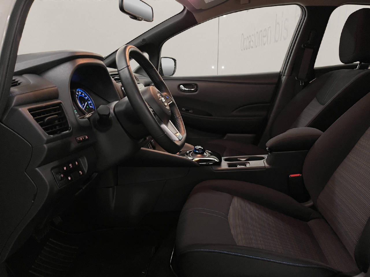 NISSAN Leaf N-Connecta-image-7