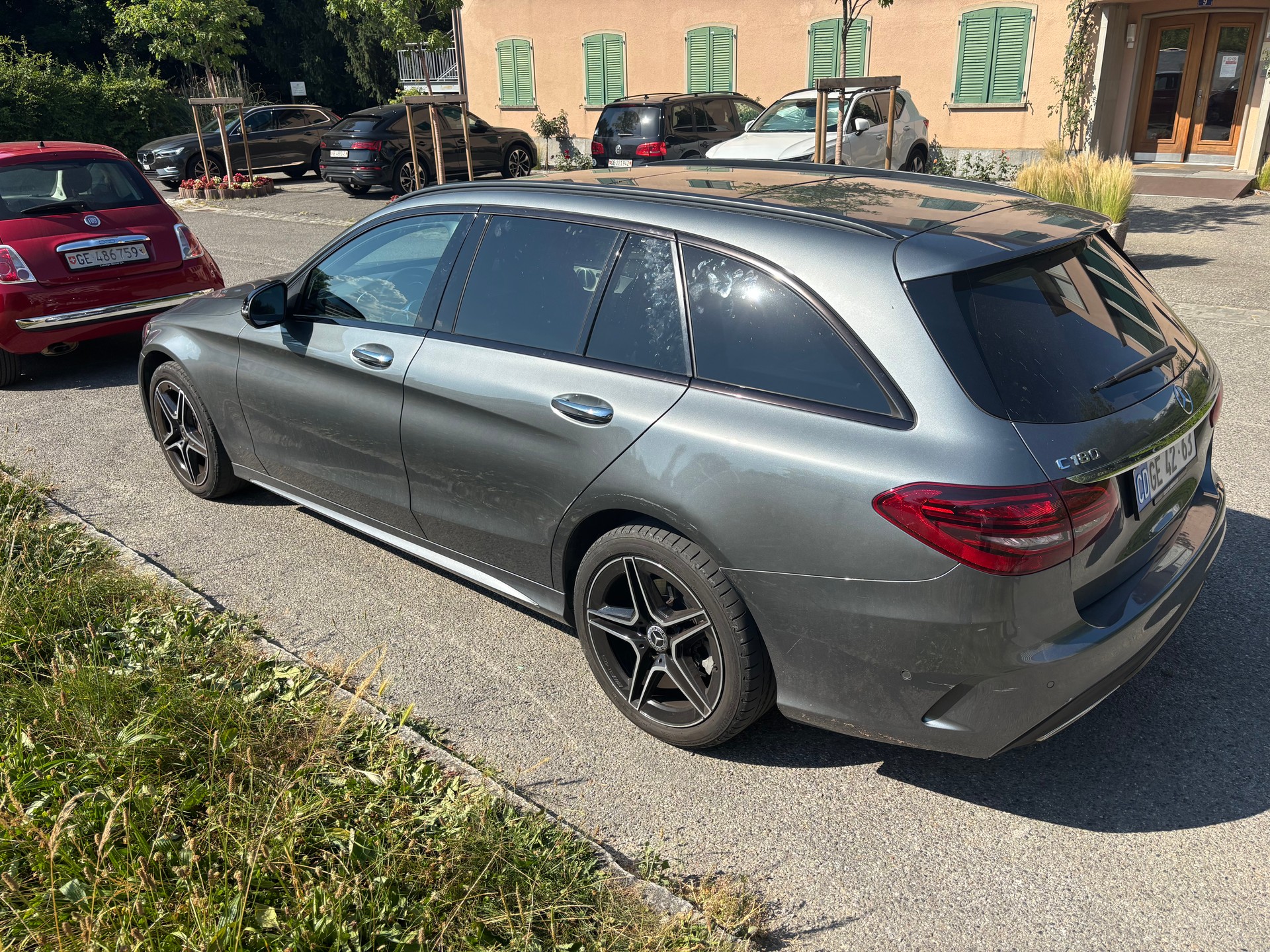 MERCEDES-BENZ C 180 AMG Line-image-0