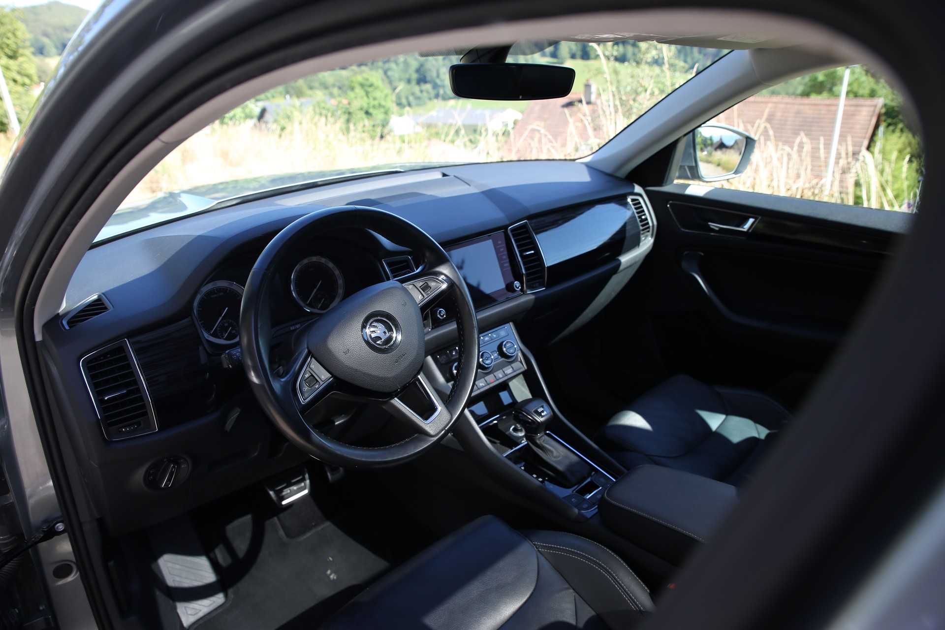 SKODA 2.0 TSI Style DSG-image-1